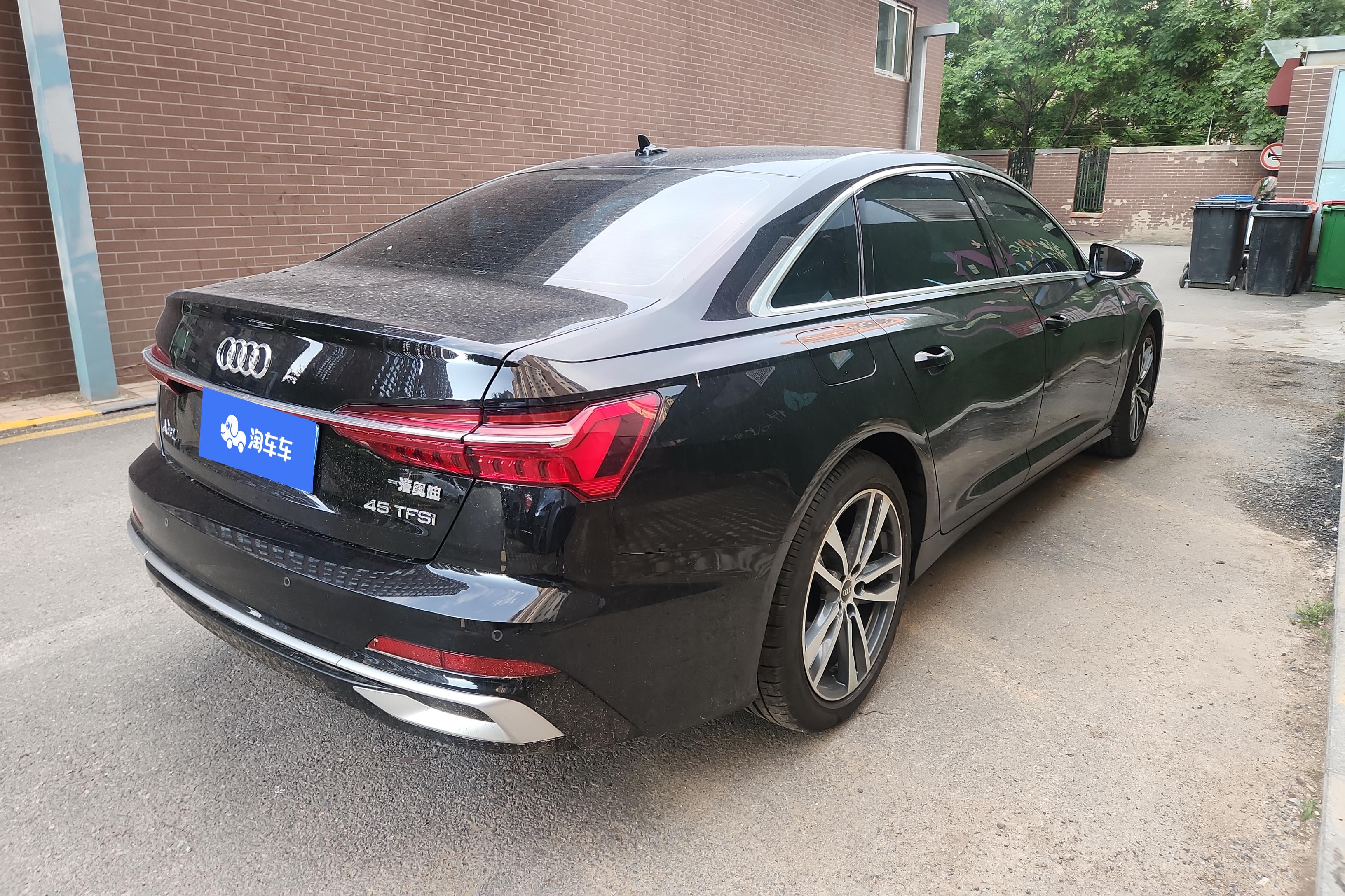 奥迪A6L 40TFSI 2023款 2.0T 自动 前驱 豪华动感型 (国Ⅵ) 