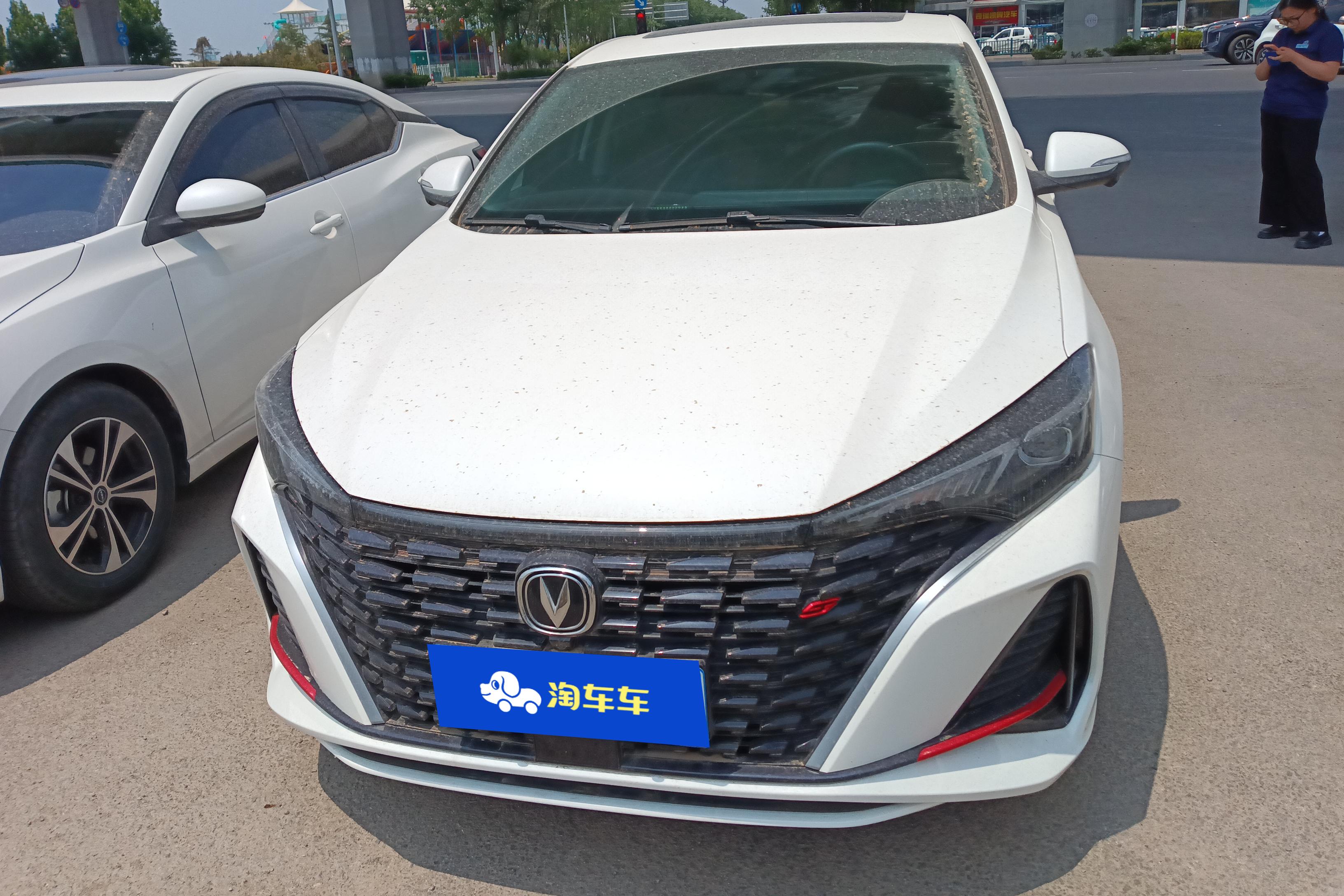 长安逸动PLUS 2022款 1.4T 自动 尊贵版 (国Ⅵ) 