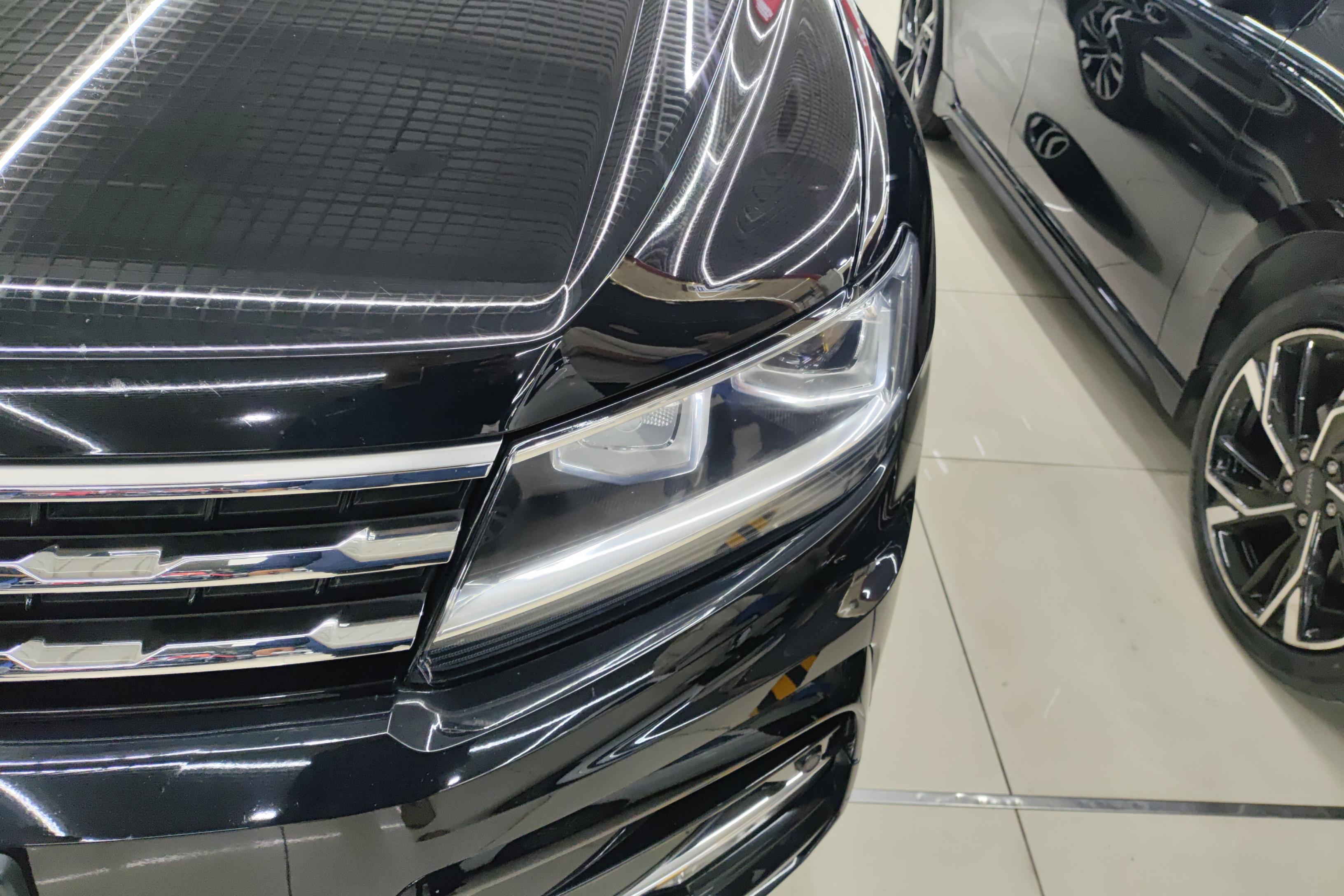 大众途观L R-Line 2021款 2.0T 自动 330TSI越享版 (国Ⅵ) 