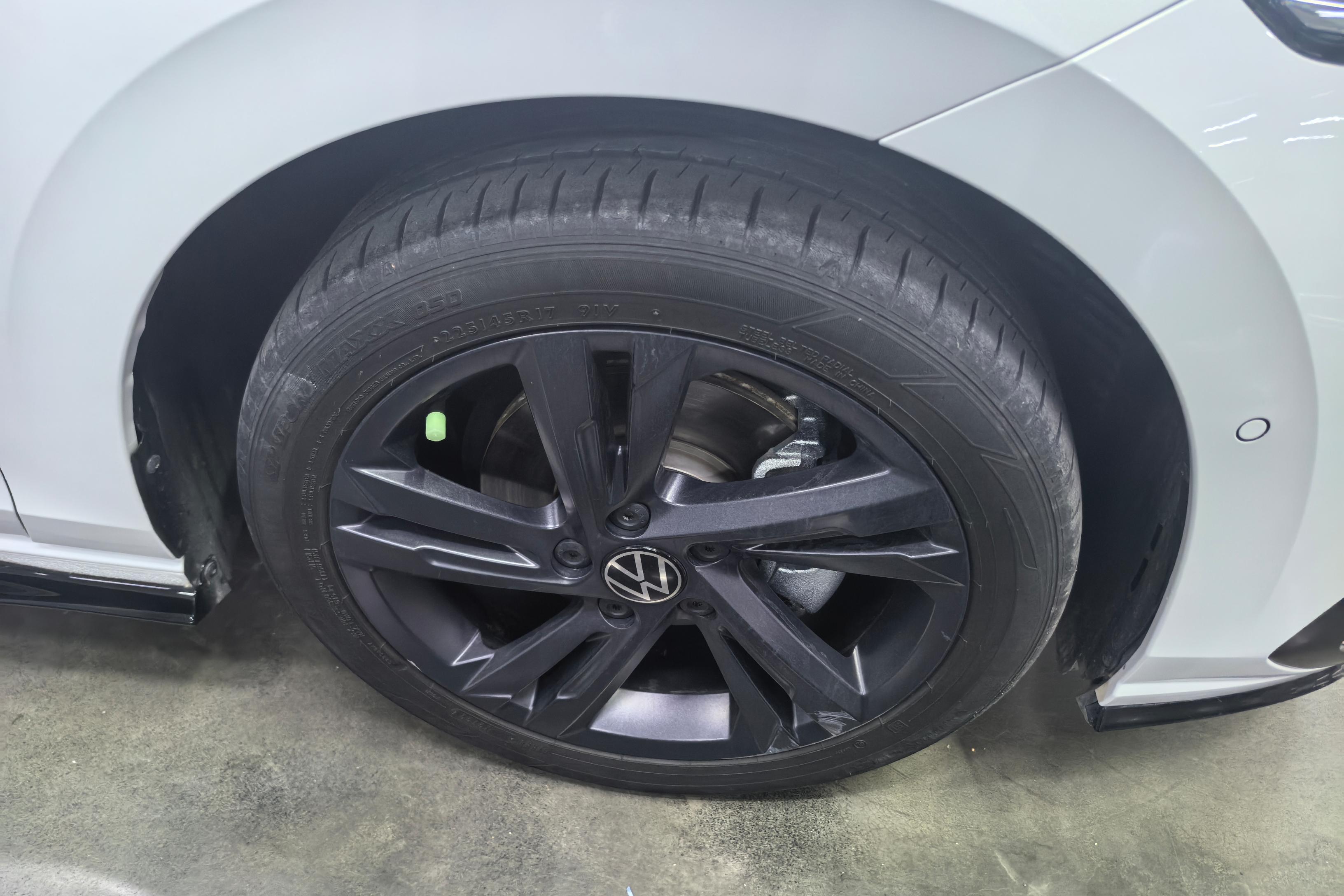 大众高尔夫 2021款 1.4T 自动 汽油 R-Line (国Ⅵ) 