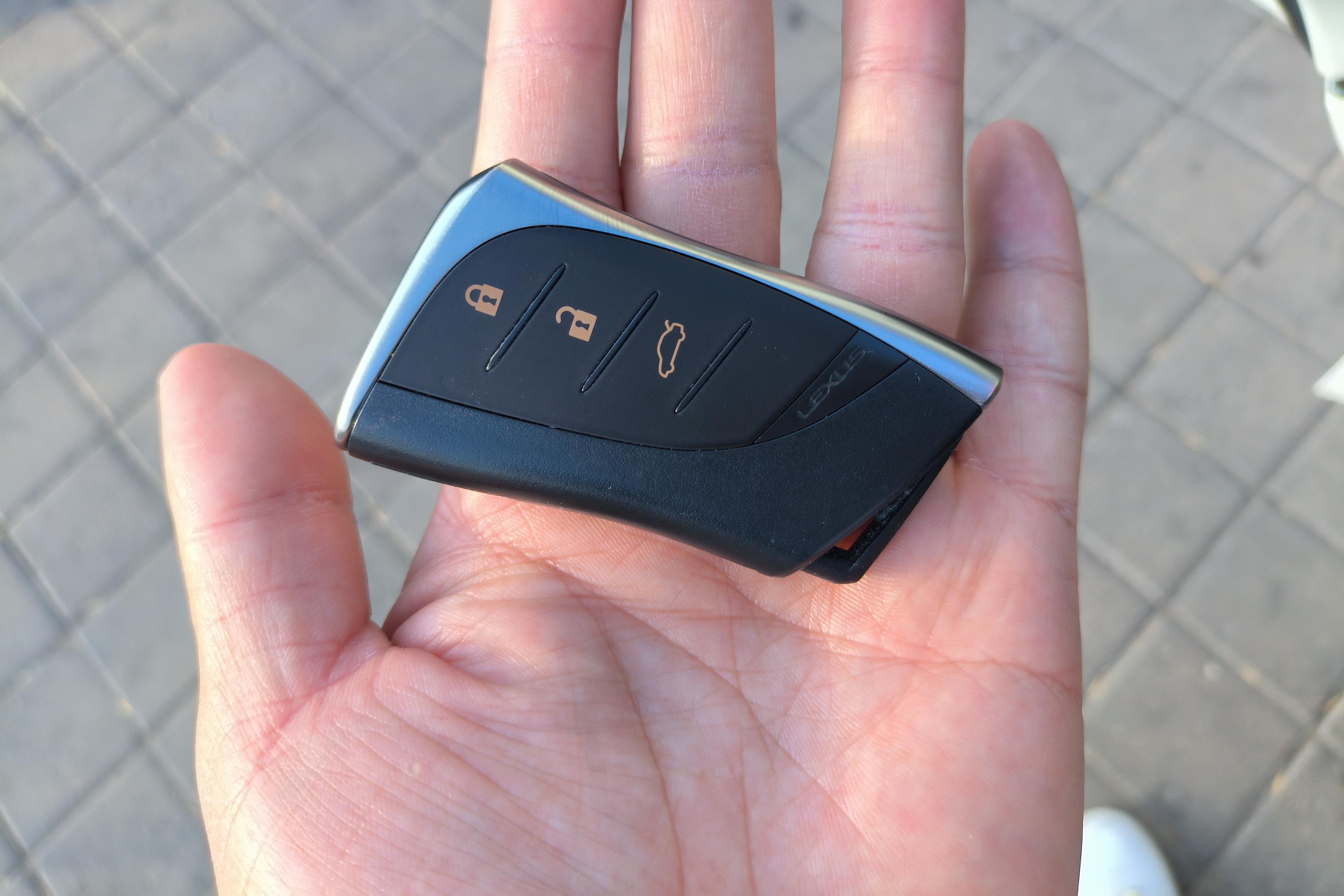 雷克萨斯ES 200 [进口] 2020款 2.0L 自动 卓越版 