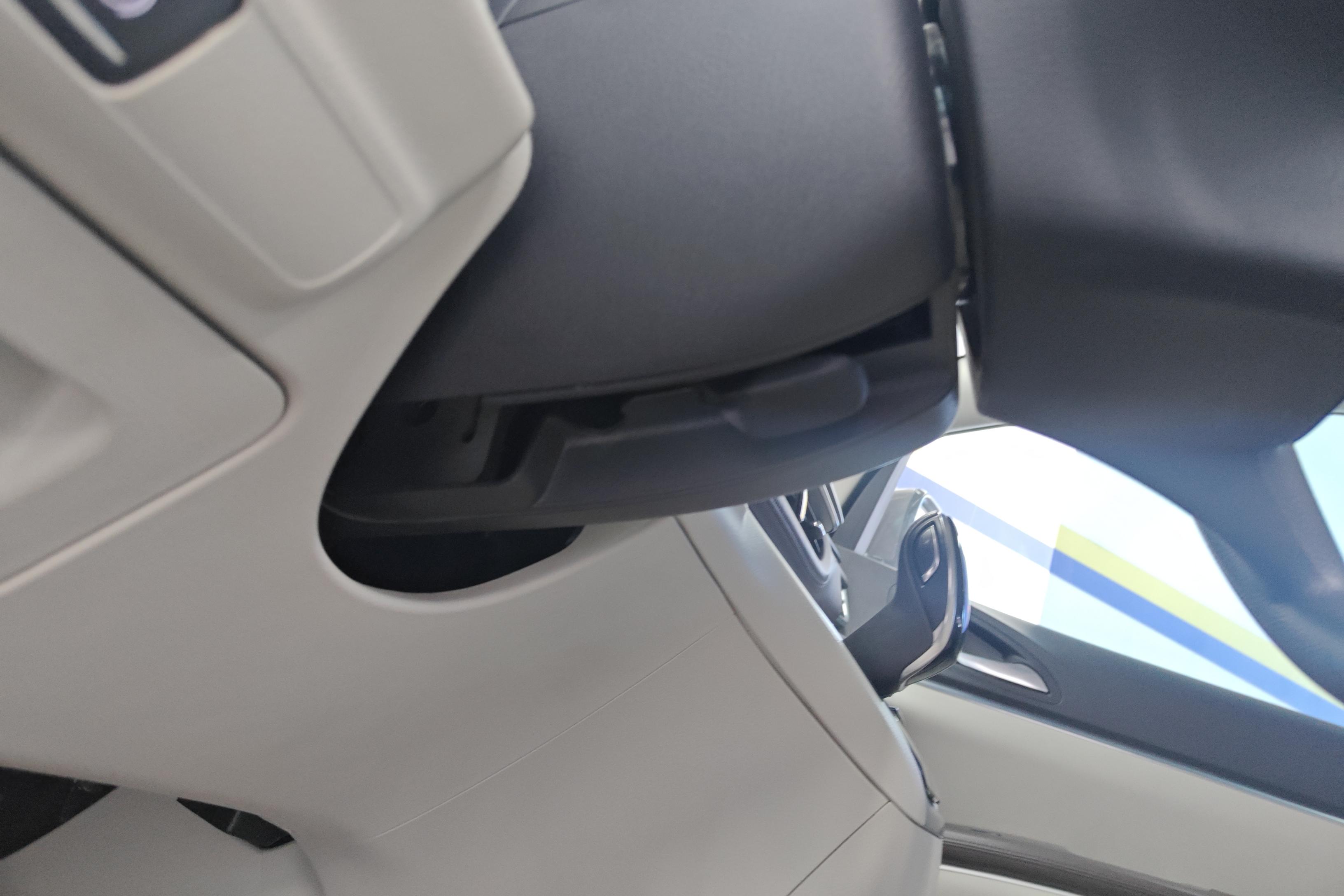 别克GL8 2021款 2.0T 自动 7座 652T舒适型 (国Ⅵ) 