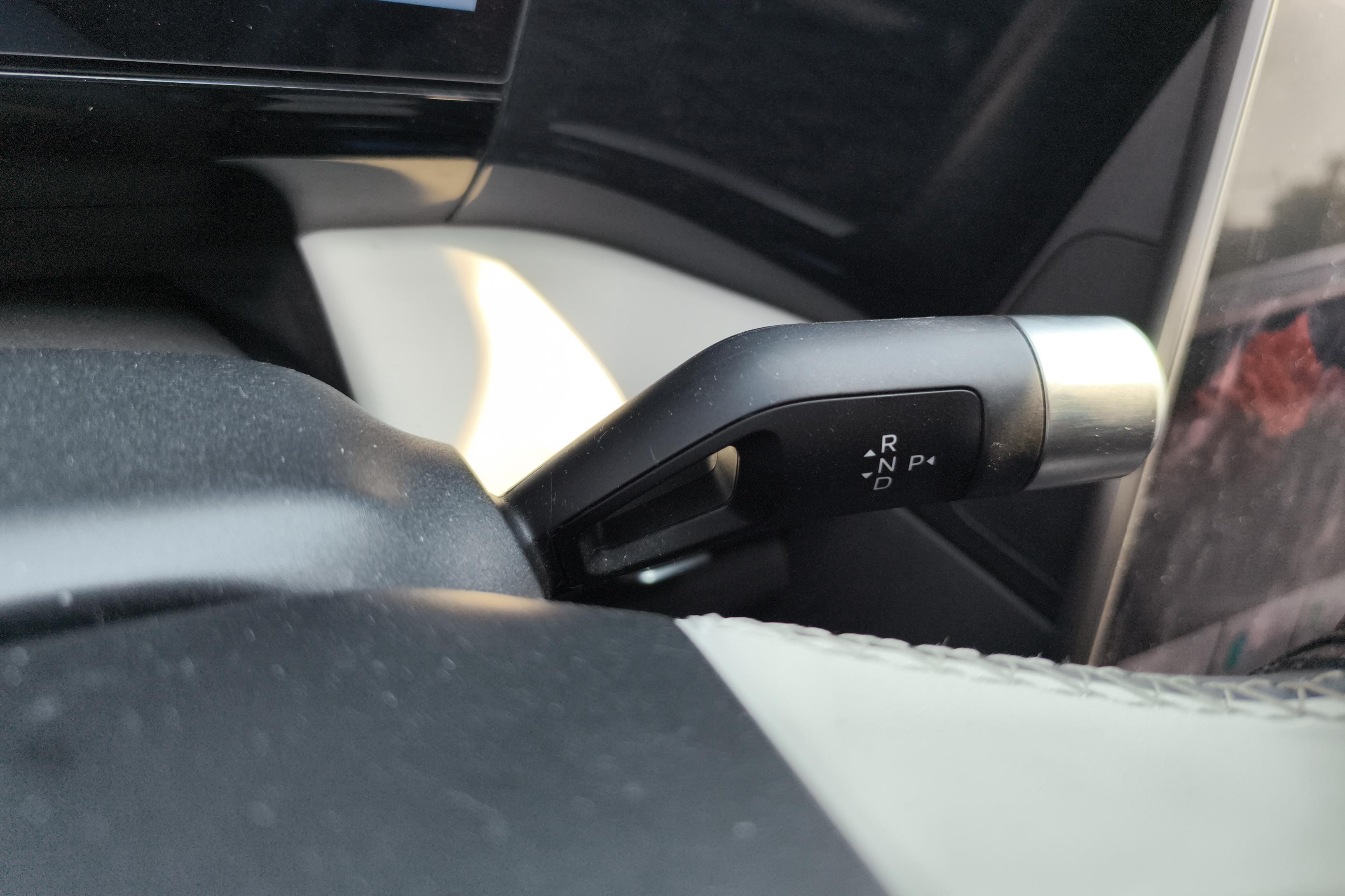 吉利银河银河L7 2023款 1.5T 自动 115km-MAX (国Ⅵ) 