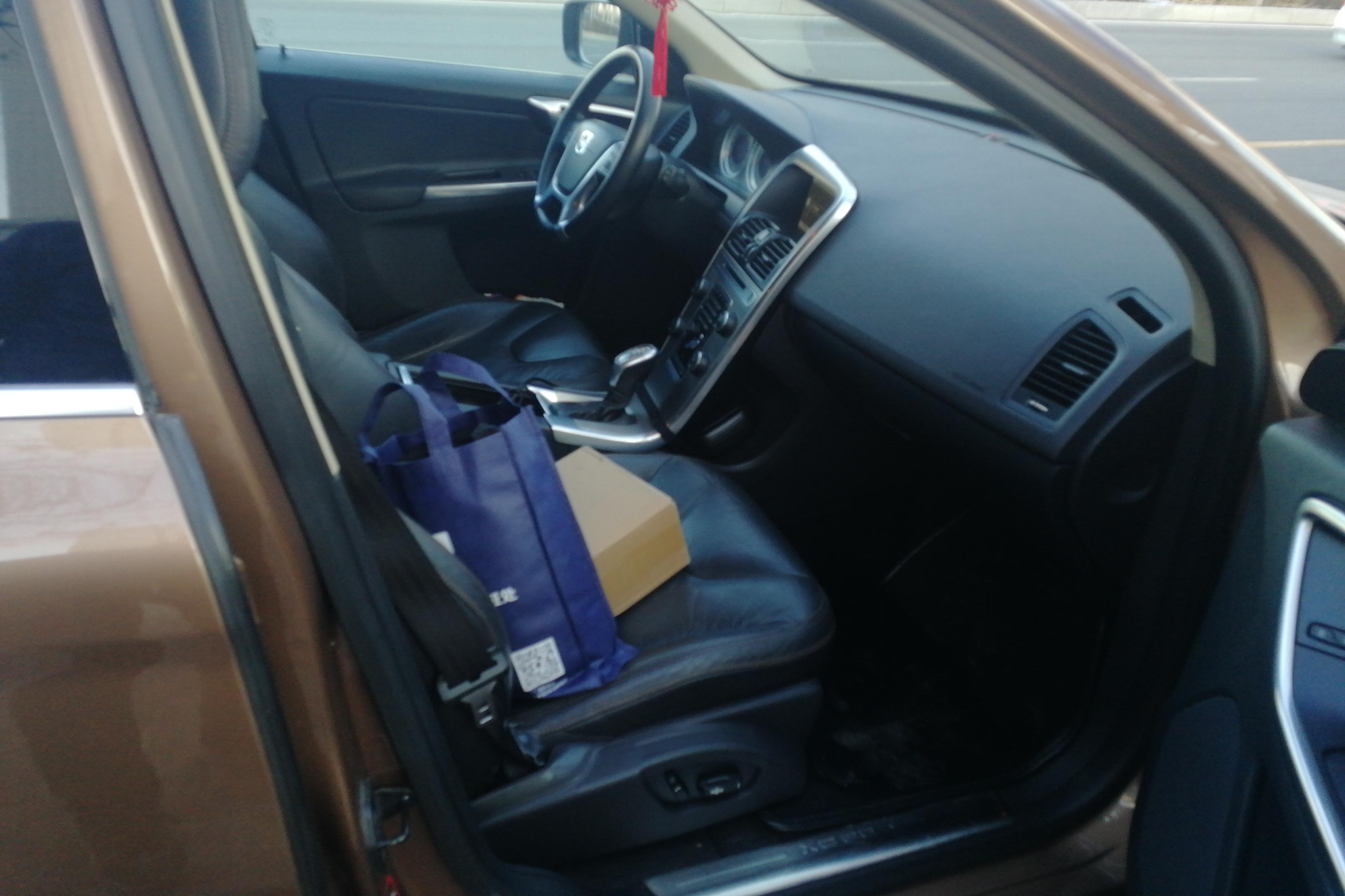 沃尔沃XC60 [进口] 2013款 2.0T 自动 前驱 智雅版 