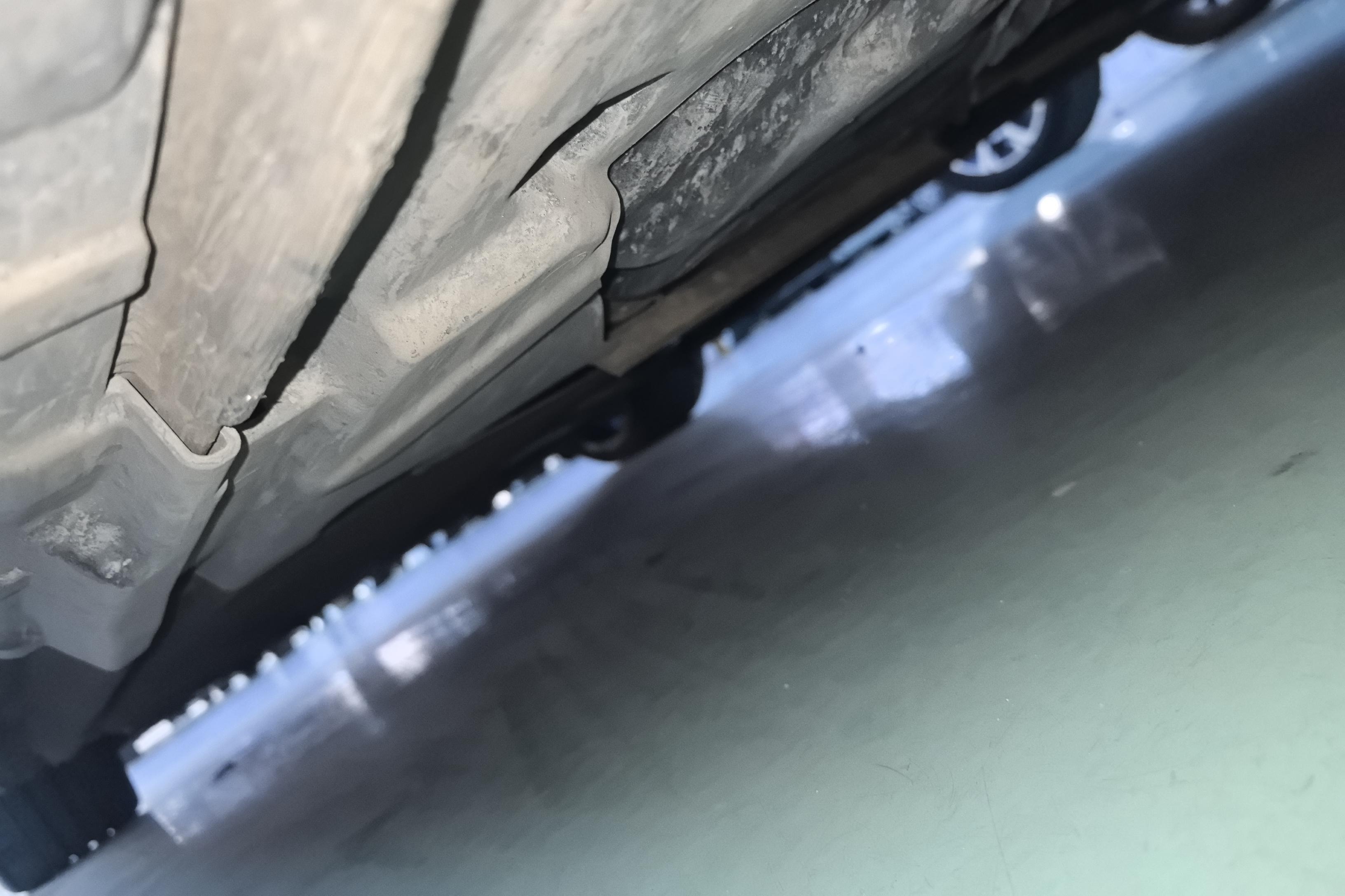 奥迪A4L 2022款 2.0T 自动 quattro-RS套件燃速型 (国Ⅵ) 