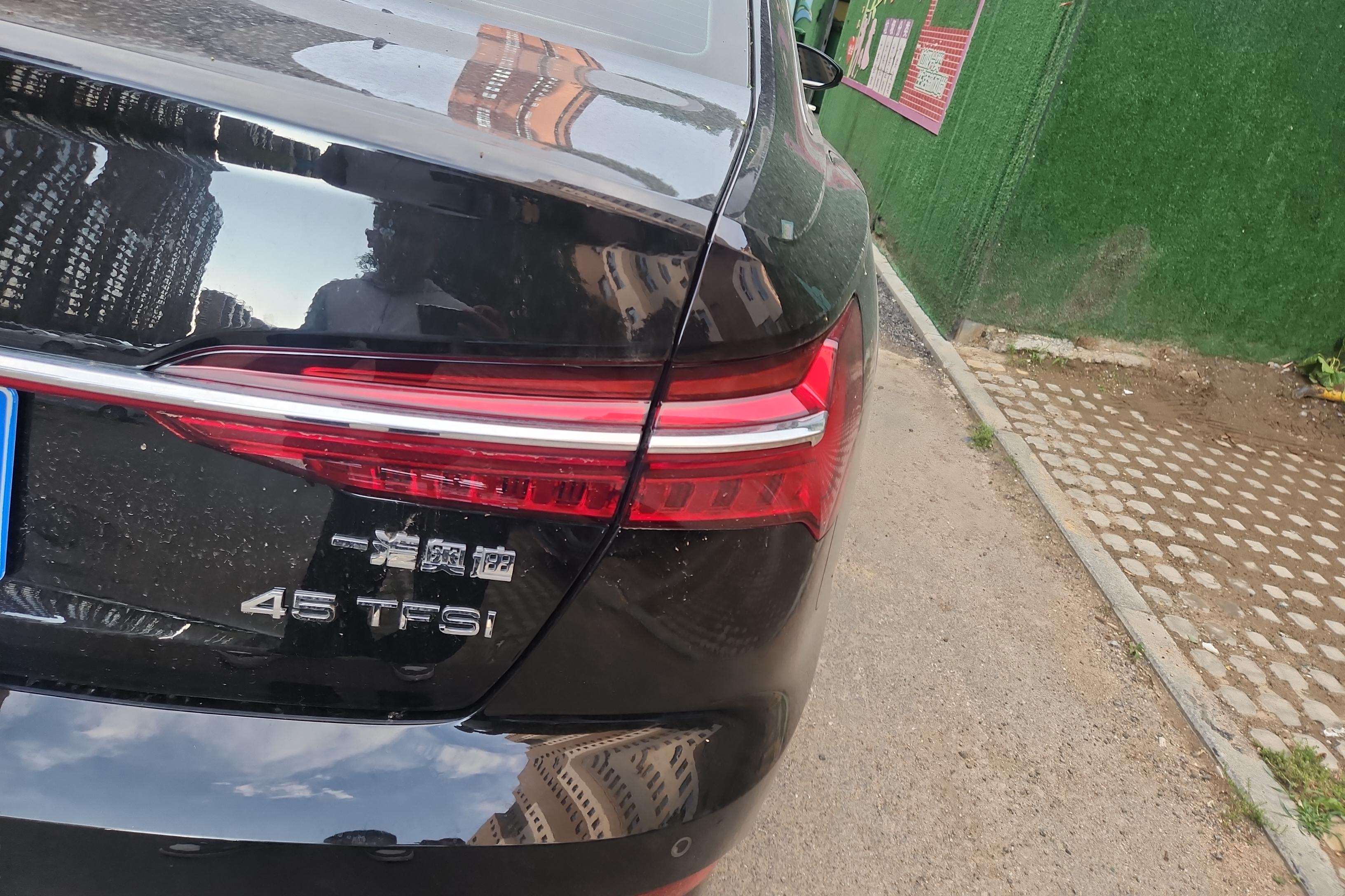 奥迪A6L 40TFSI 2023款 2.0T 自动 前驱 豪华动感型 (国Ⅵ) 