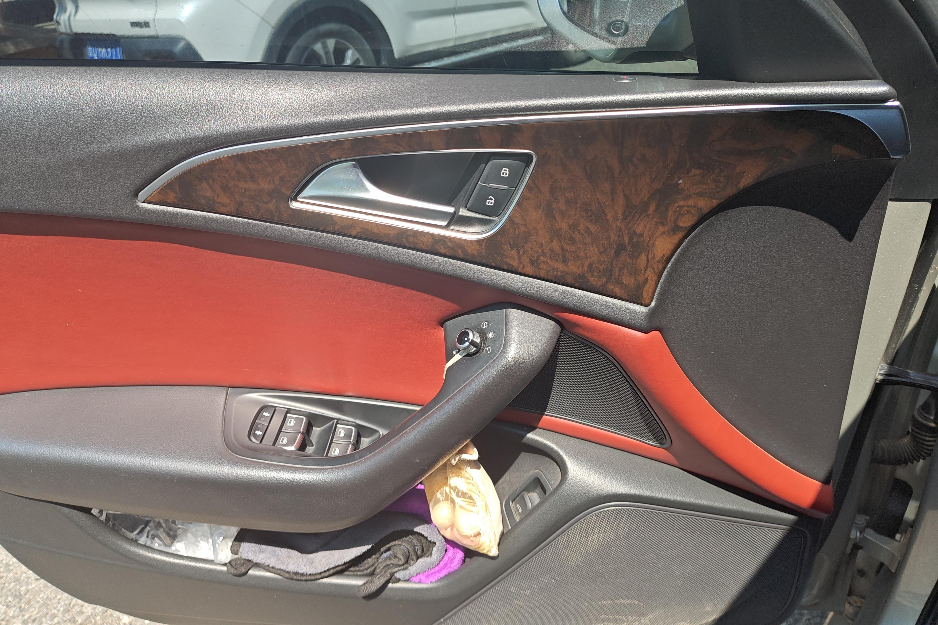 奥迪A6L TFSI 2015款 2.0T 自动 智领版 (国Ⅴ) 