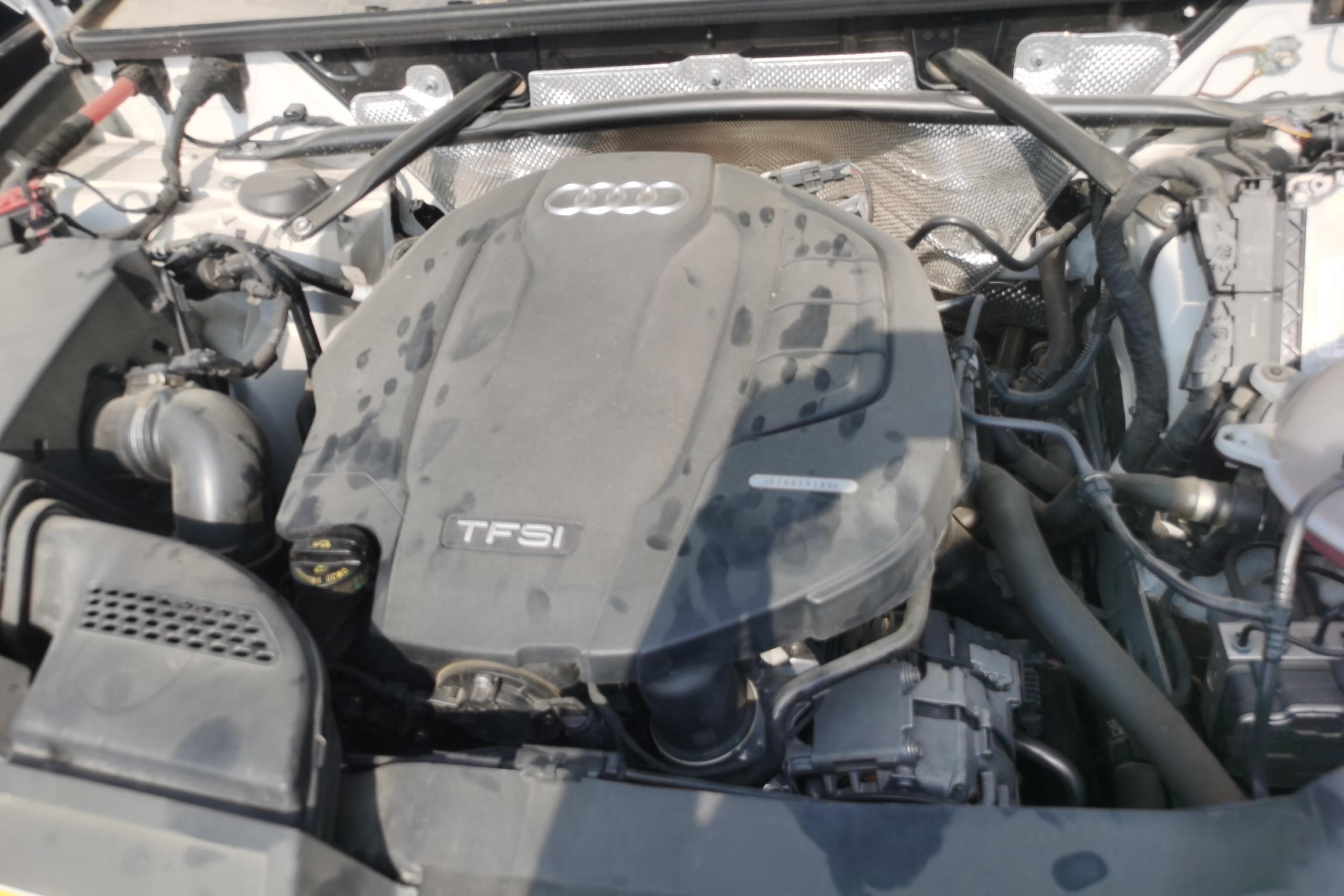 奥迪Q5L 45TFSI 2022款 2.0T 自动 改款豪华动感型 (国Ⅵ) 
