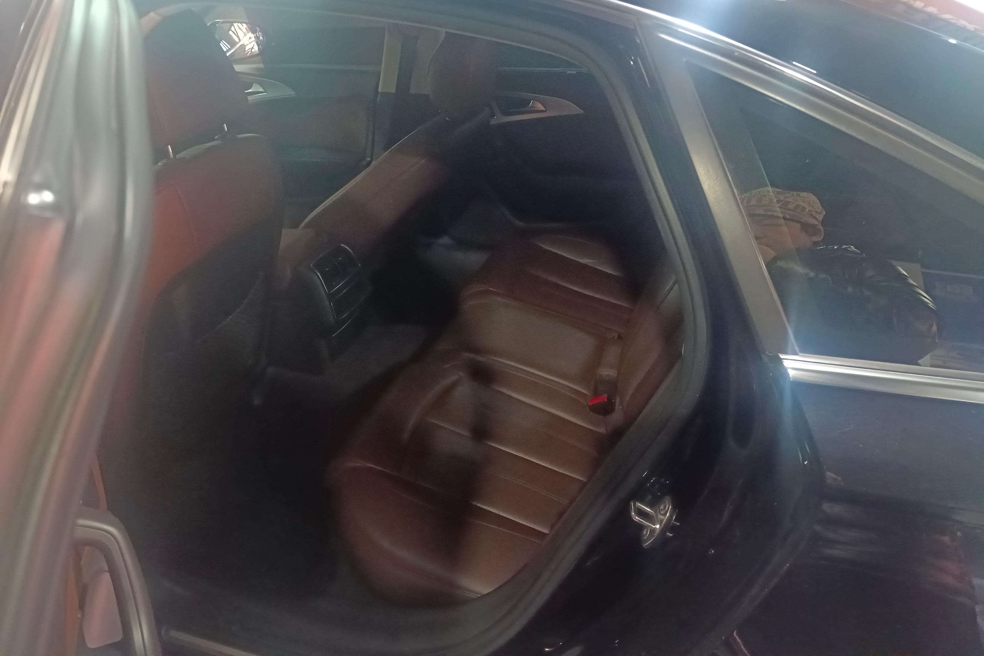 奥迪A6L TFSI 2016款 1.8T 自动 舒适型 (国Ⅴ) 