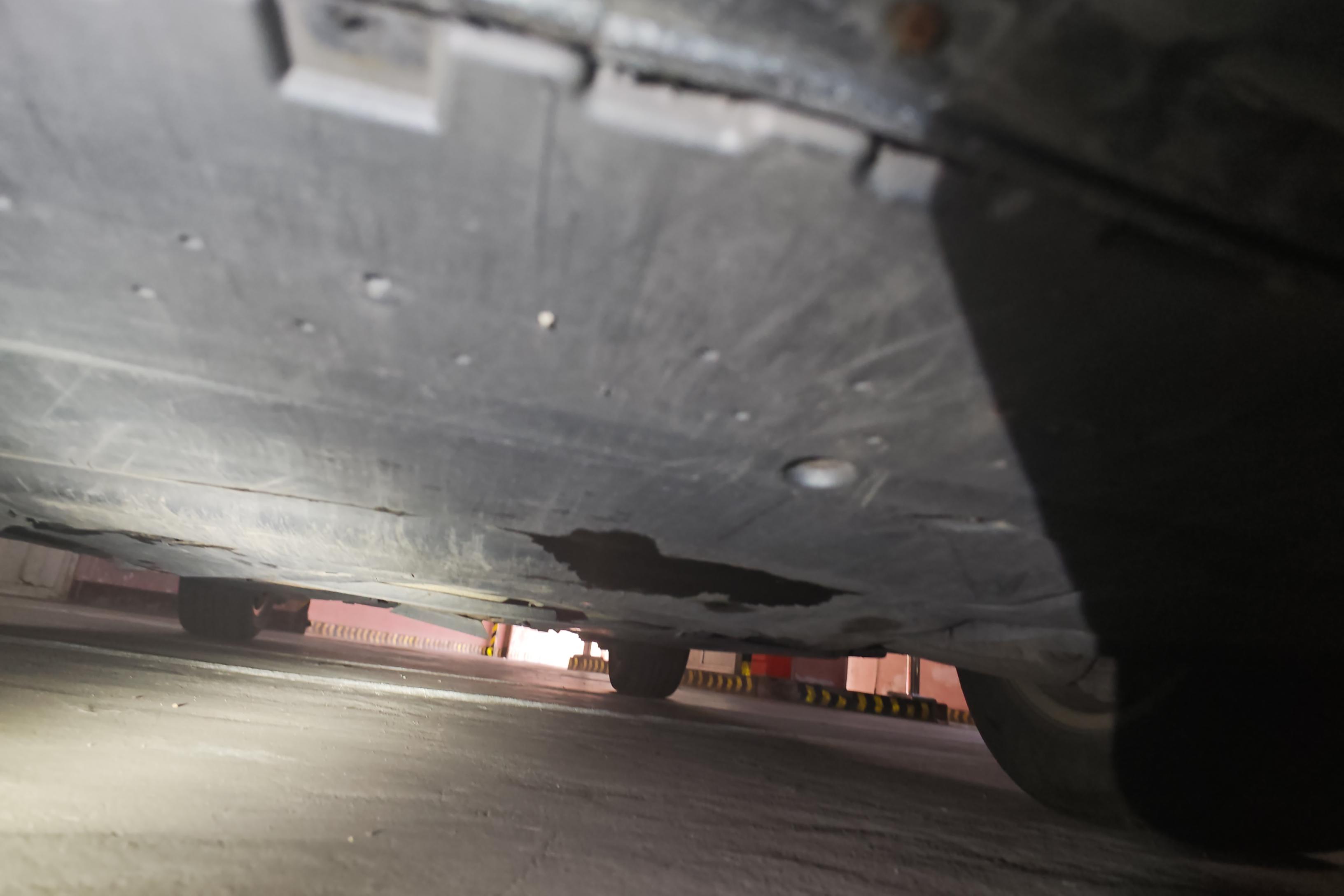 奥迪A4L 2012款 2.0T 自动 标准型 (国Ⅳ) 