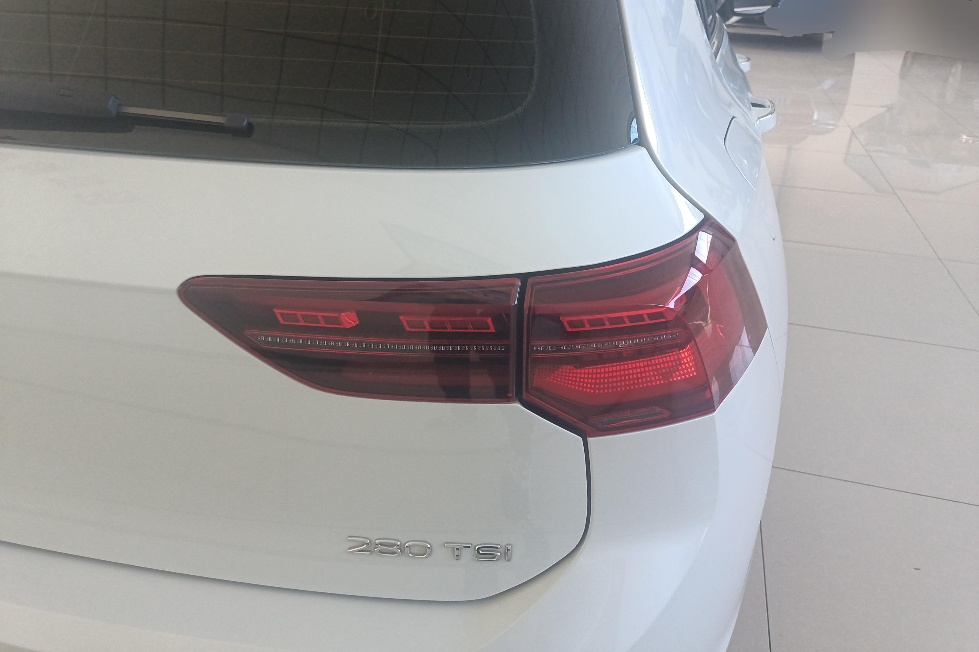 大众高尔夫 2021款 1.4T 自动 汽油 R-Line (国Ⅵ) 
