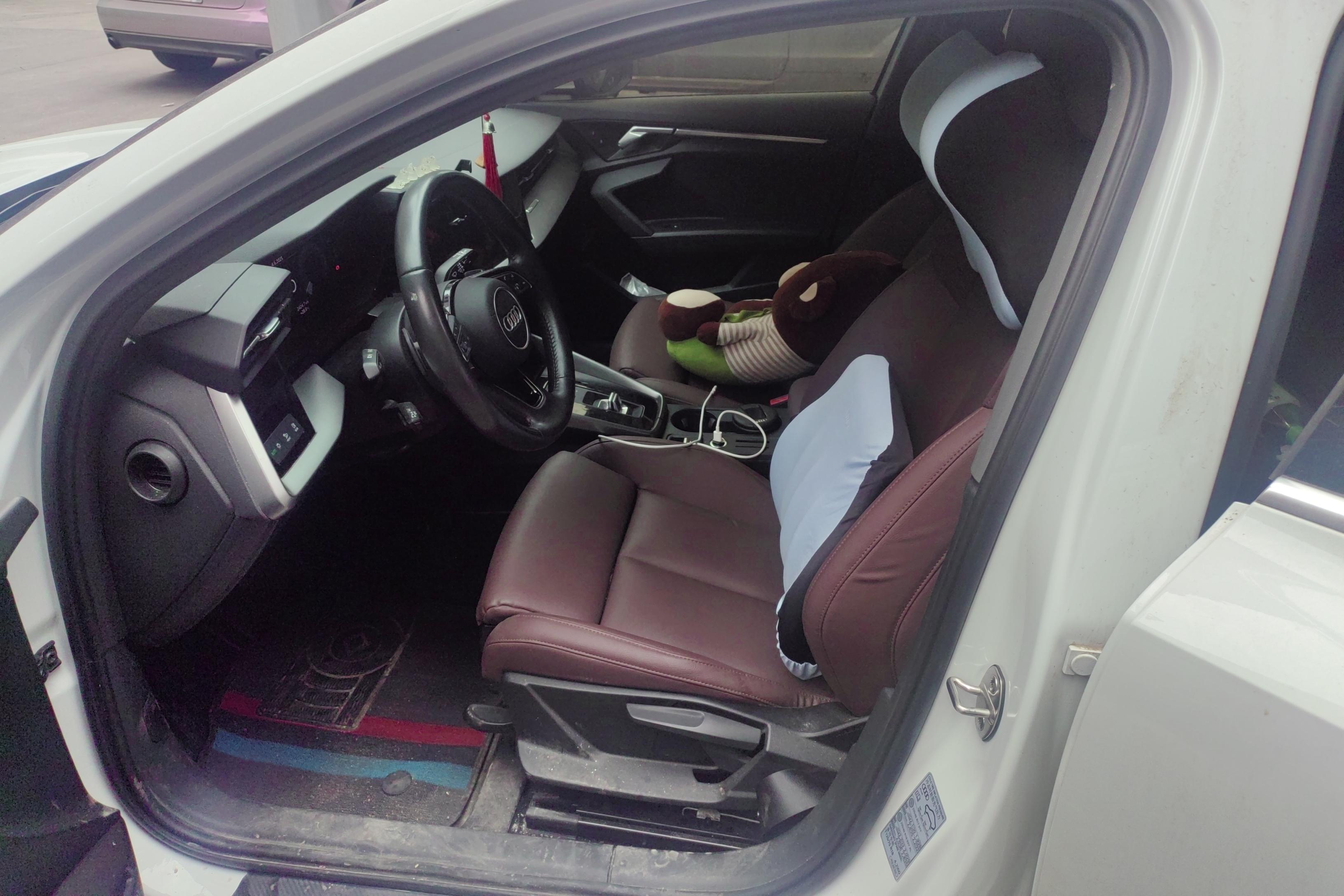 奥迪A3 35TFSI 2022款 1.4T 自动 汽油 进取运动型Sportback (国Ⅵ) 