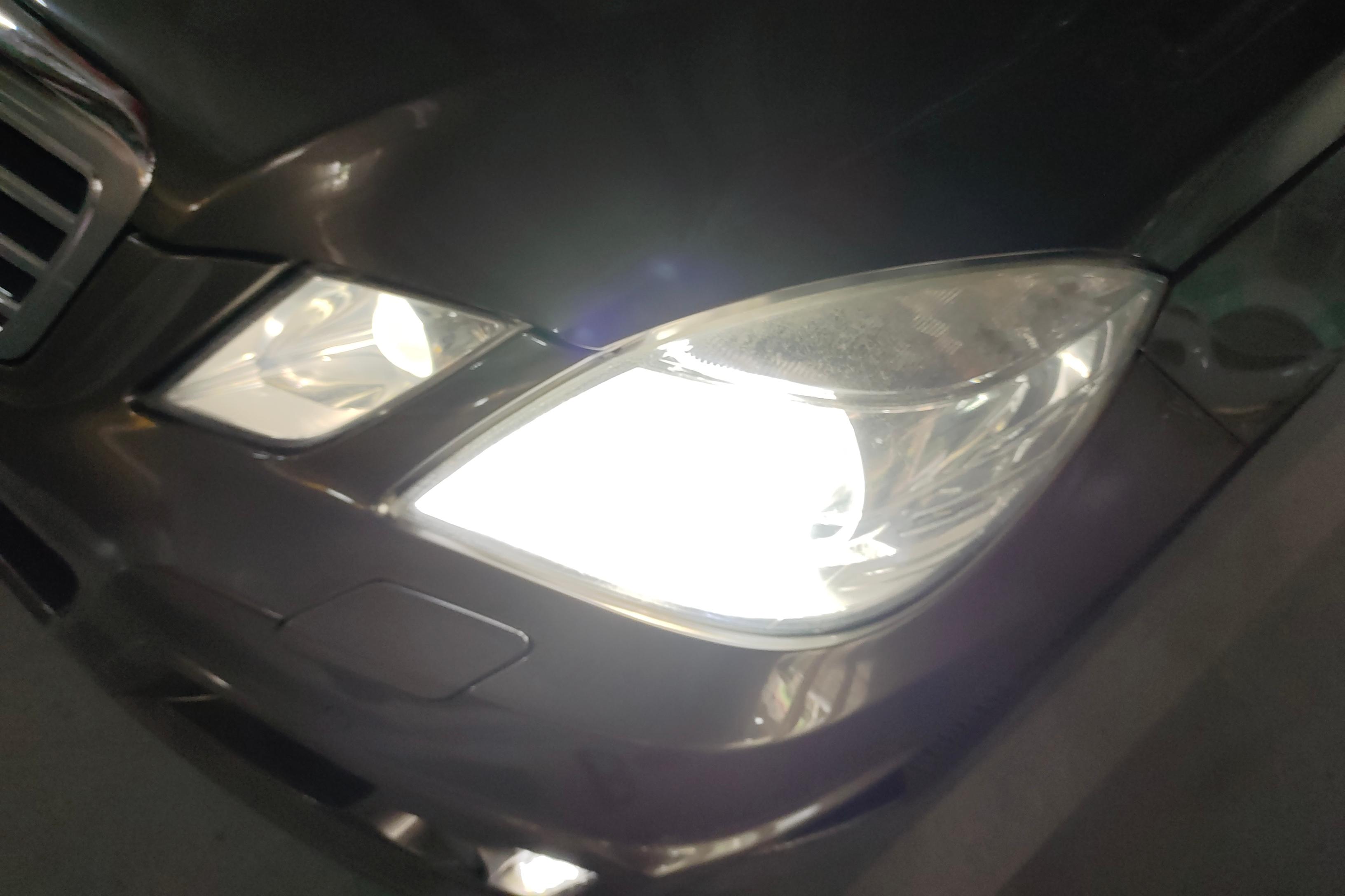 奔驰E级 E260 [进口] 2010款 1.8T 自动 汽油 时尚型 