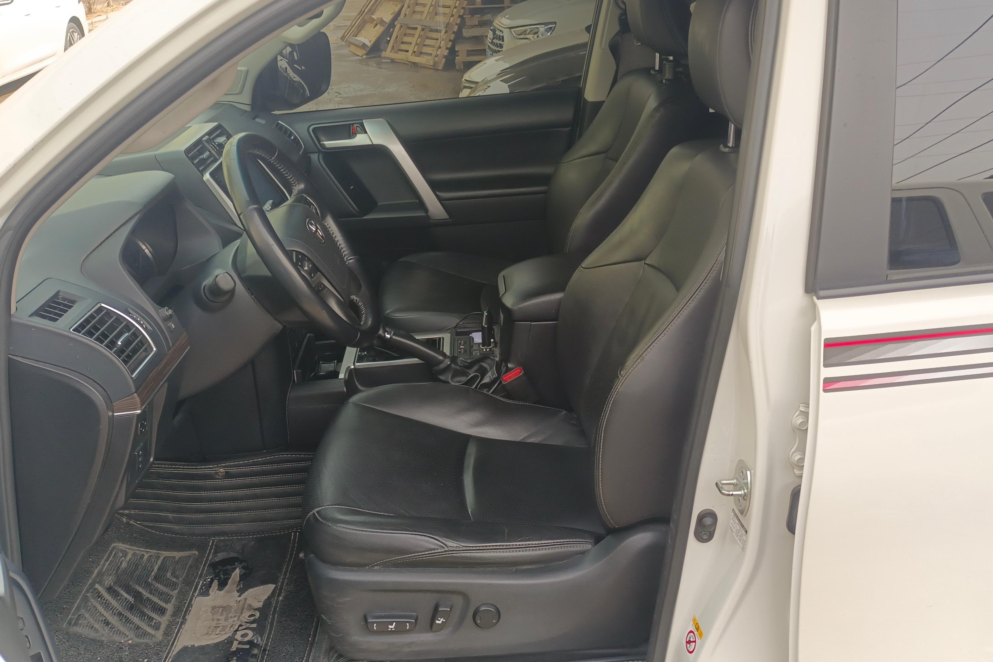 丰田普拉多 2018款 3.5L 自动 四驱 TX-L (国Ⅴ) 