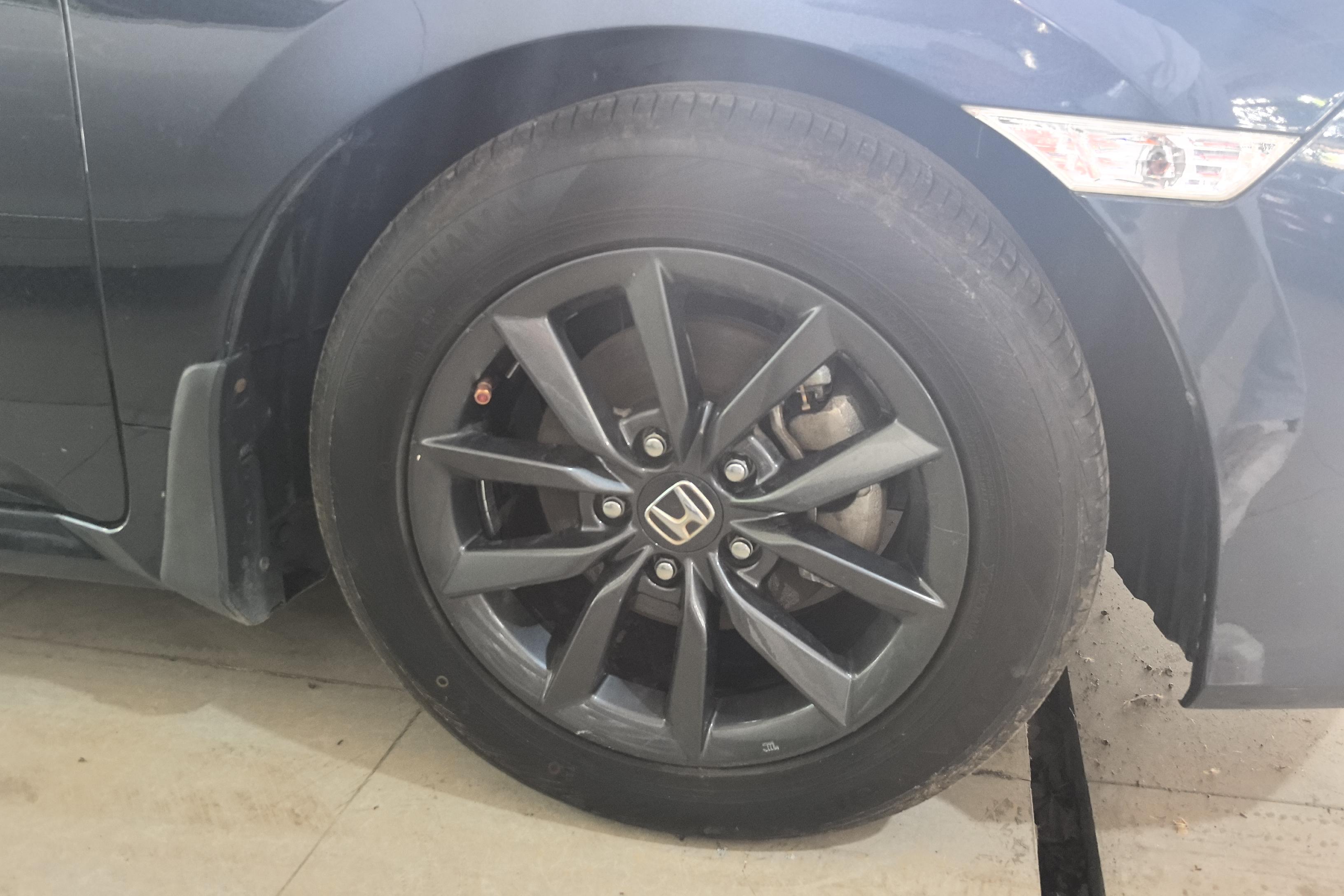 本田思域 2019款 1.5T 自动 劲动版220TURBO (国Ⅵ) 