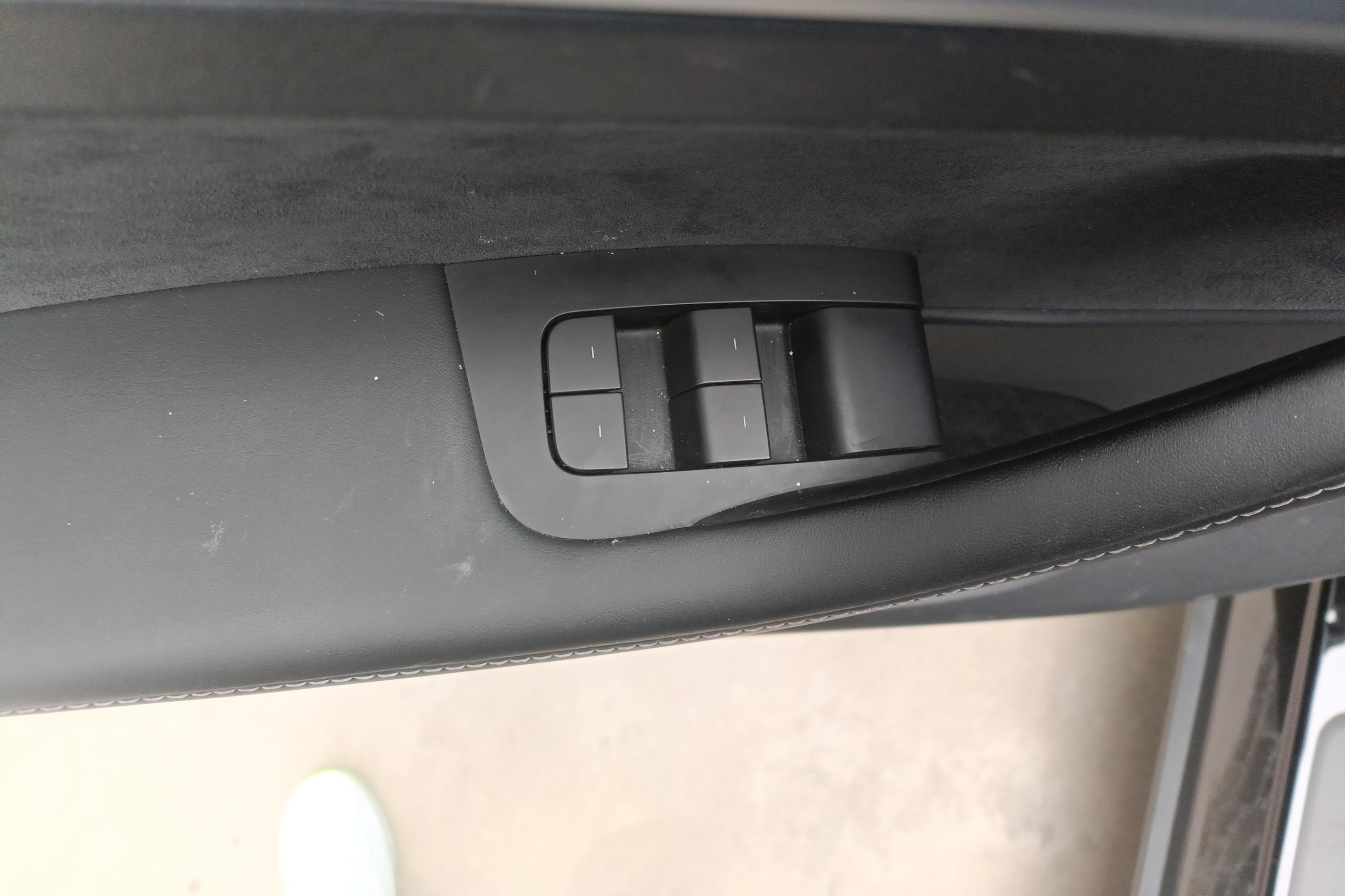特斯拉MODEL Y 2022款 0.0T 自动 改款后轮驱动版 