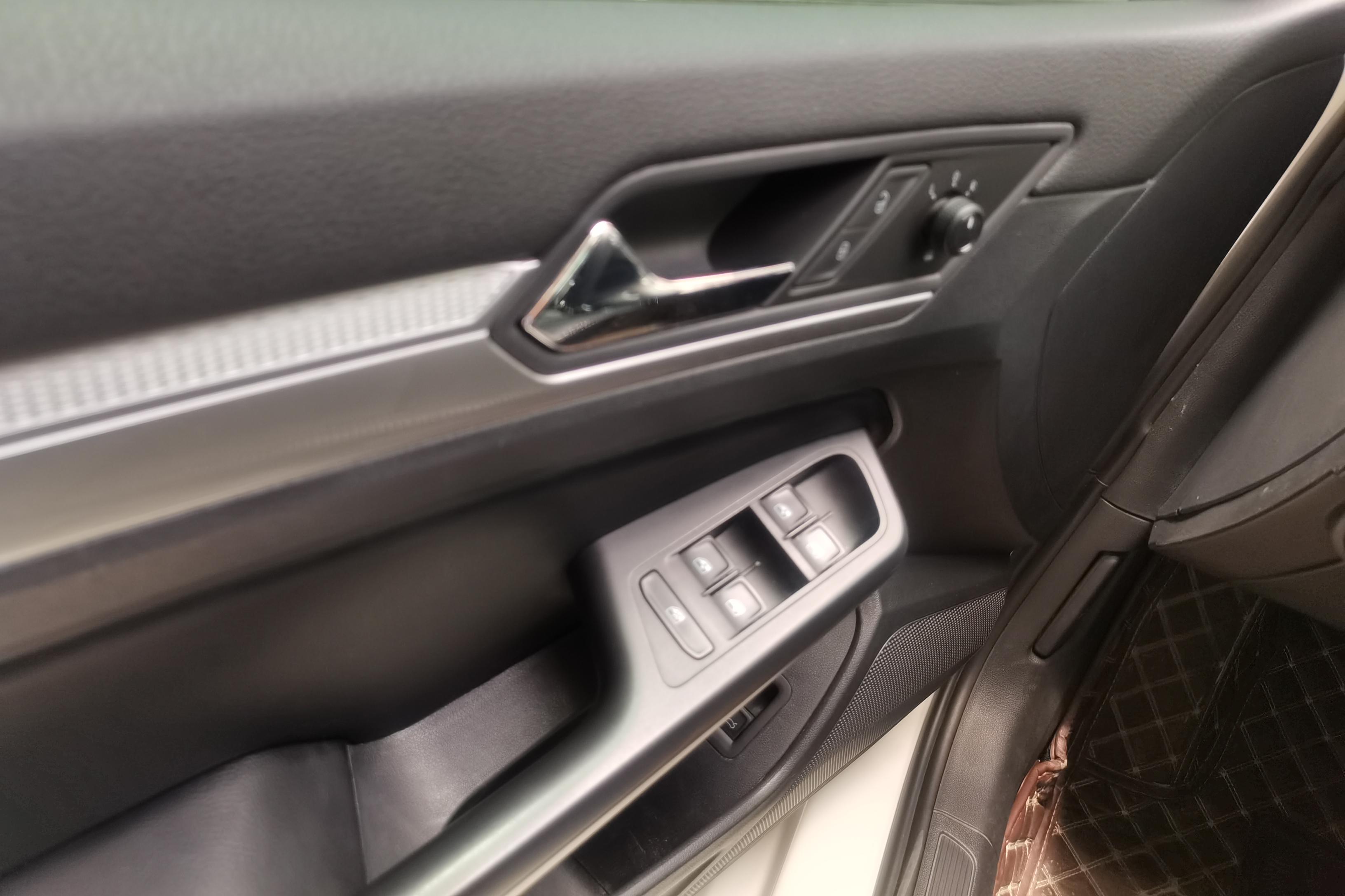 大众凌渡 2019款 1.4T 手动 230TSI风尚版 (国Ⅵ) 