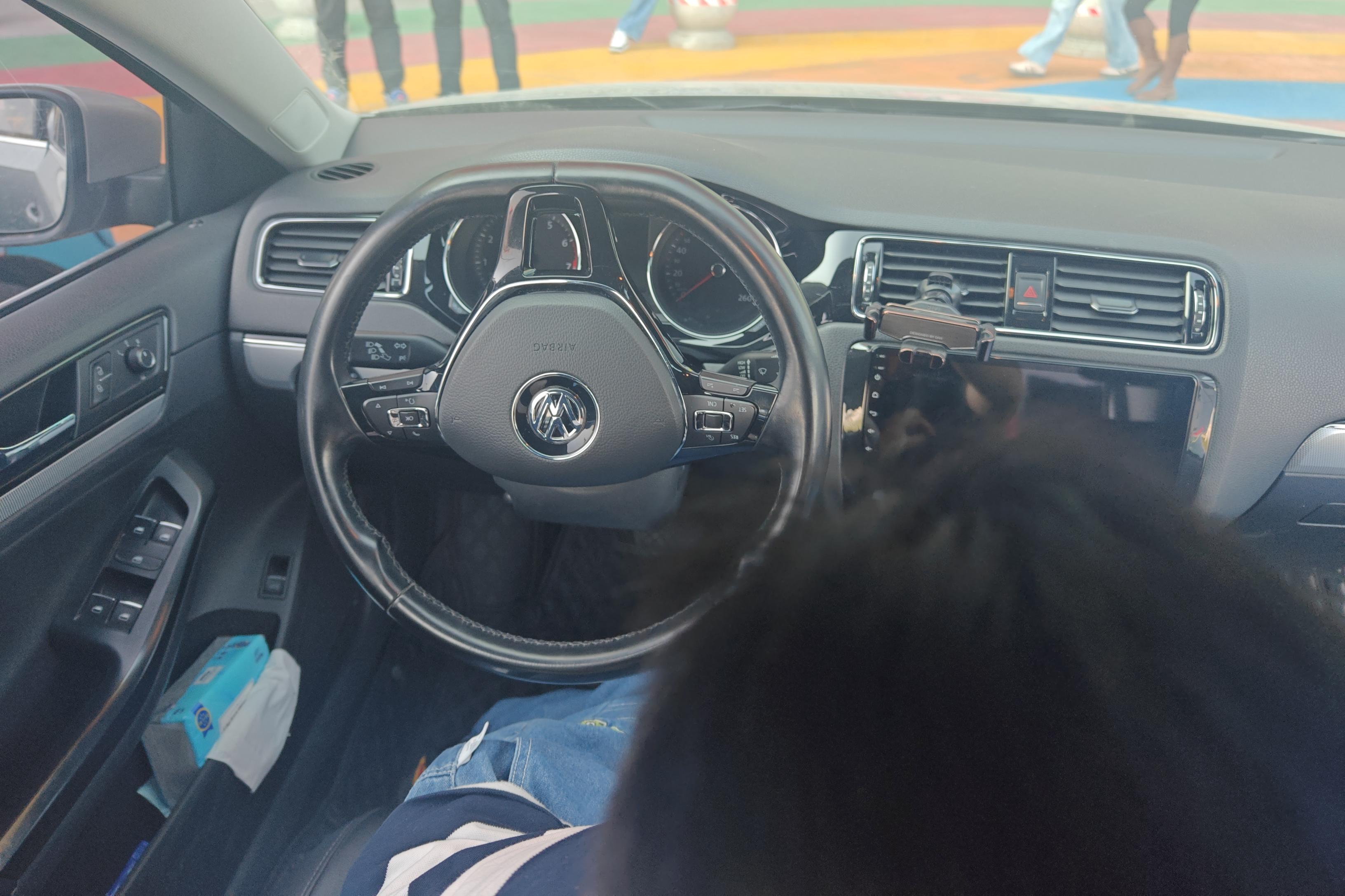 大众速腾 2018款 1.6L 自动 舒适版 (国Ⅴ) 