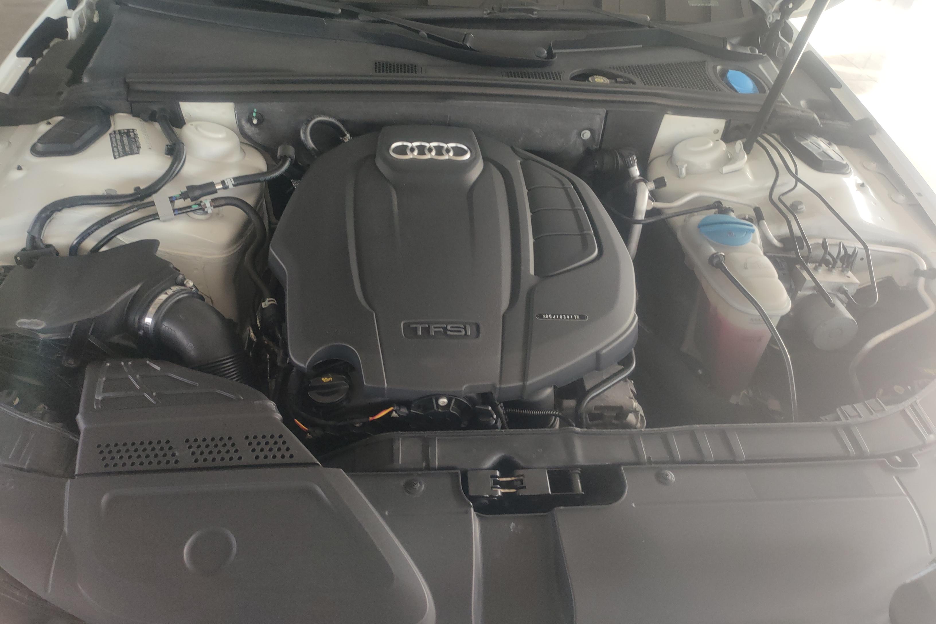 奥迪A4L 35TFSI 2015款 2.0T 自动 前驱 标准型 (国Ⅳ) 