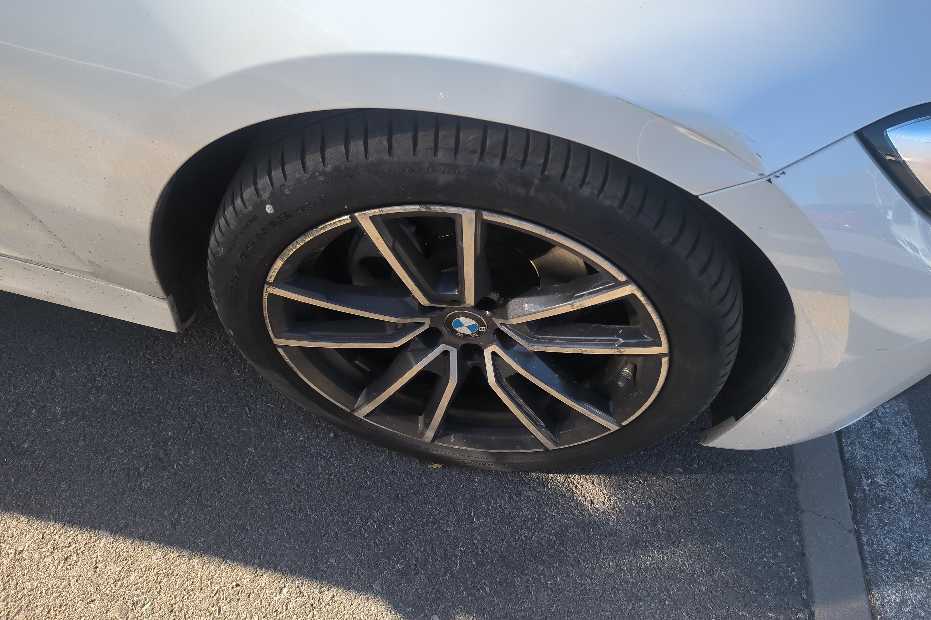 宝马3系 320Li 2022款 2.0T 自动 汽油 M运动套装 (国Ⅵ) 