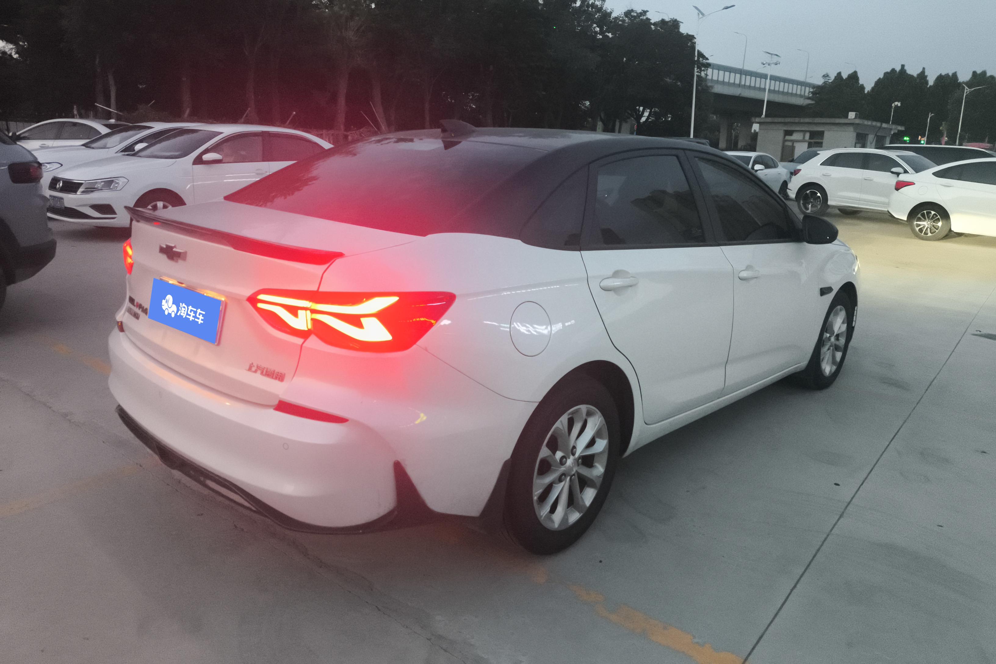 雪佛兰科鲁泽 2023款 1.5L 自动 悦享版 (国Ⅵ) 