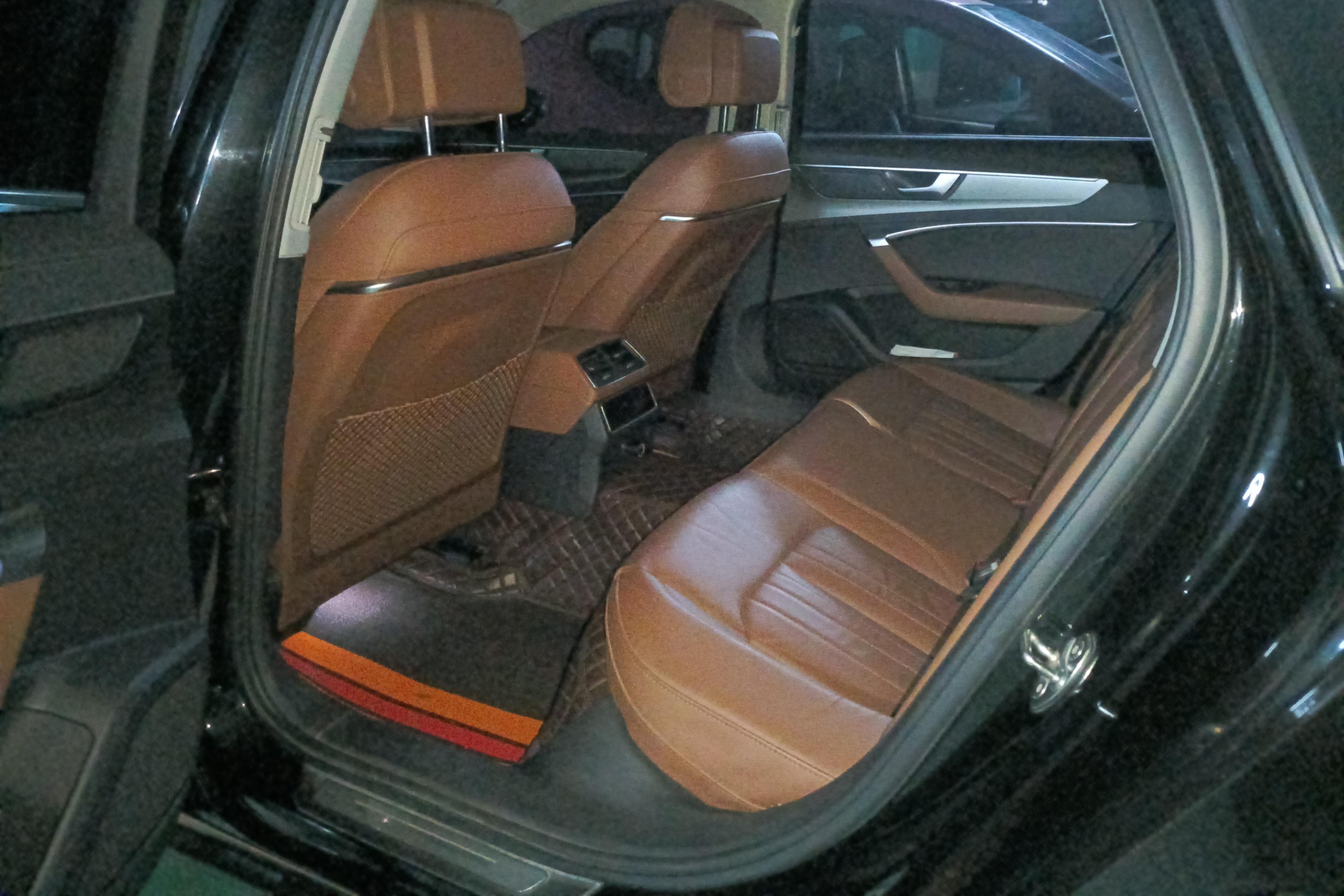 奥迪A6L 45TFSI 2020款 2.0T 自动 臻选致雅型 (国Ⅵ) 