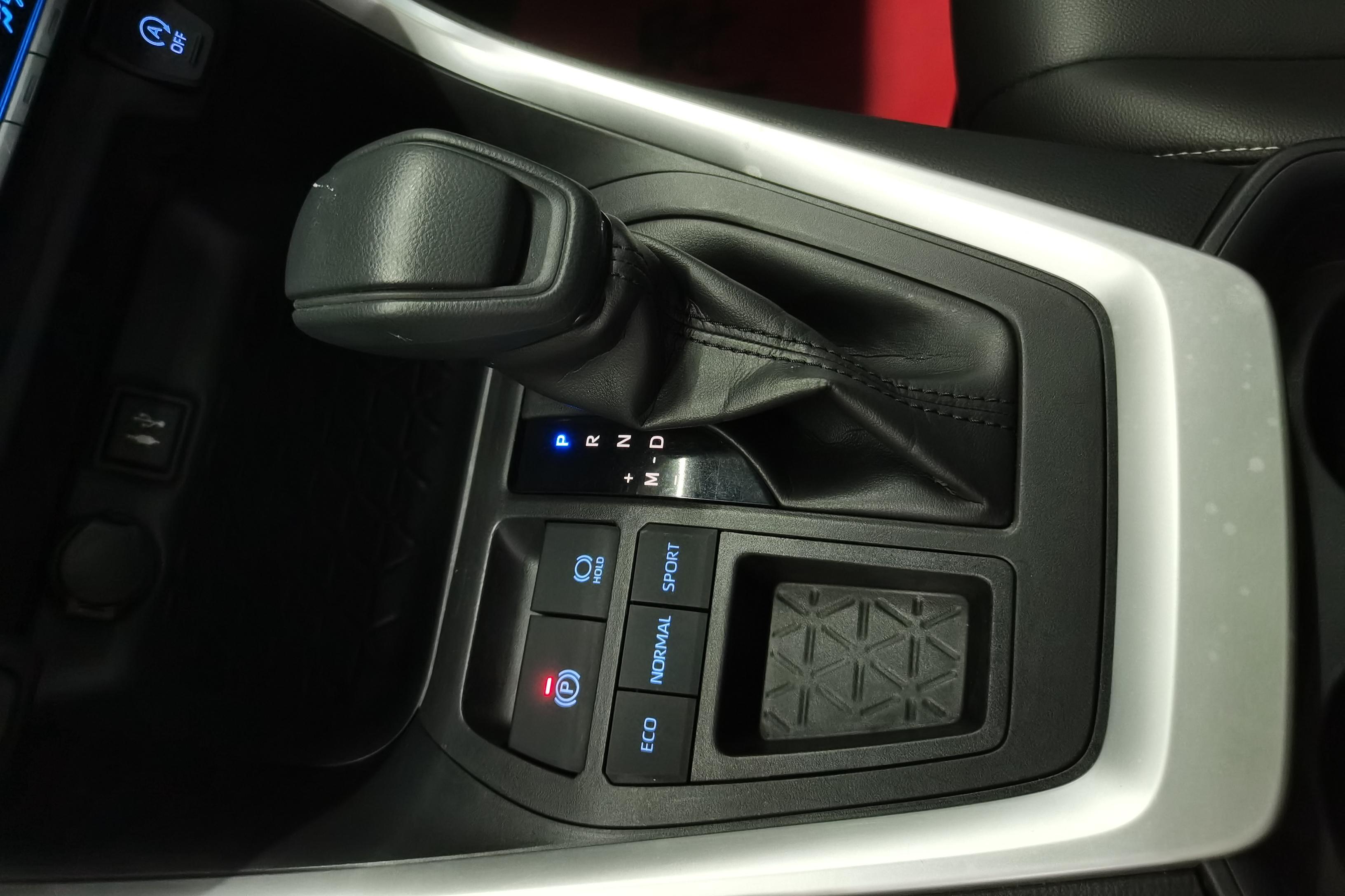 丰田RAV4 2020款 2.0L 自动 前驱 风尚版 (国Ⅵ) 