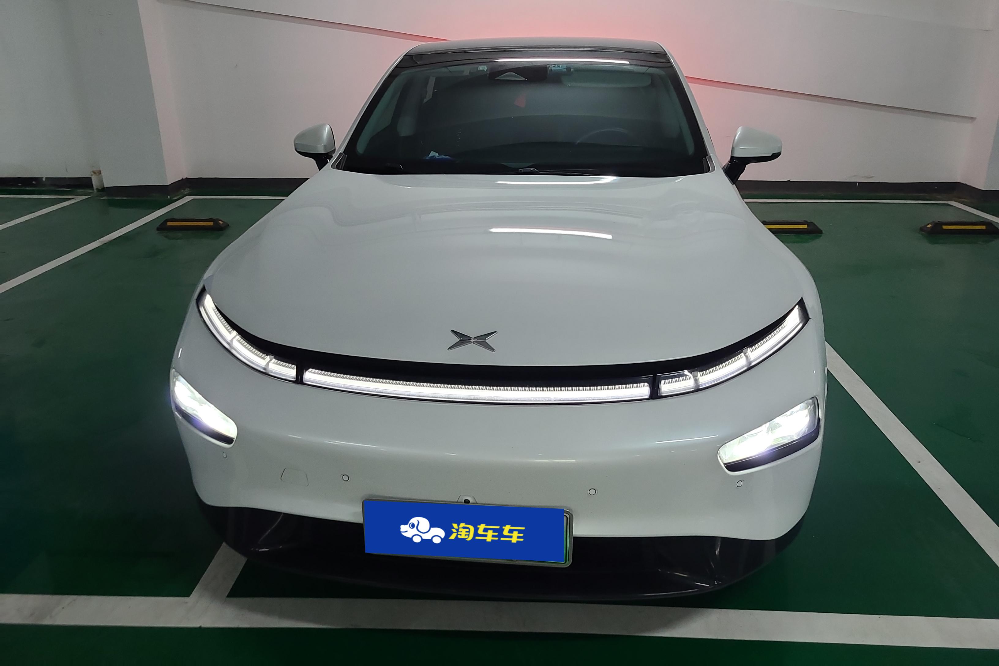 小鹏P7 2020款 自动 586N 纯电动 