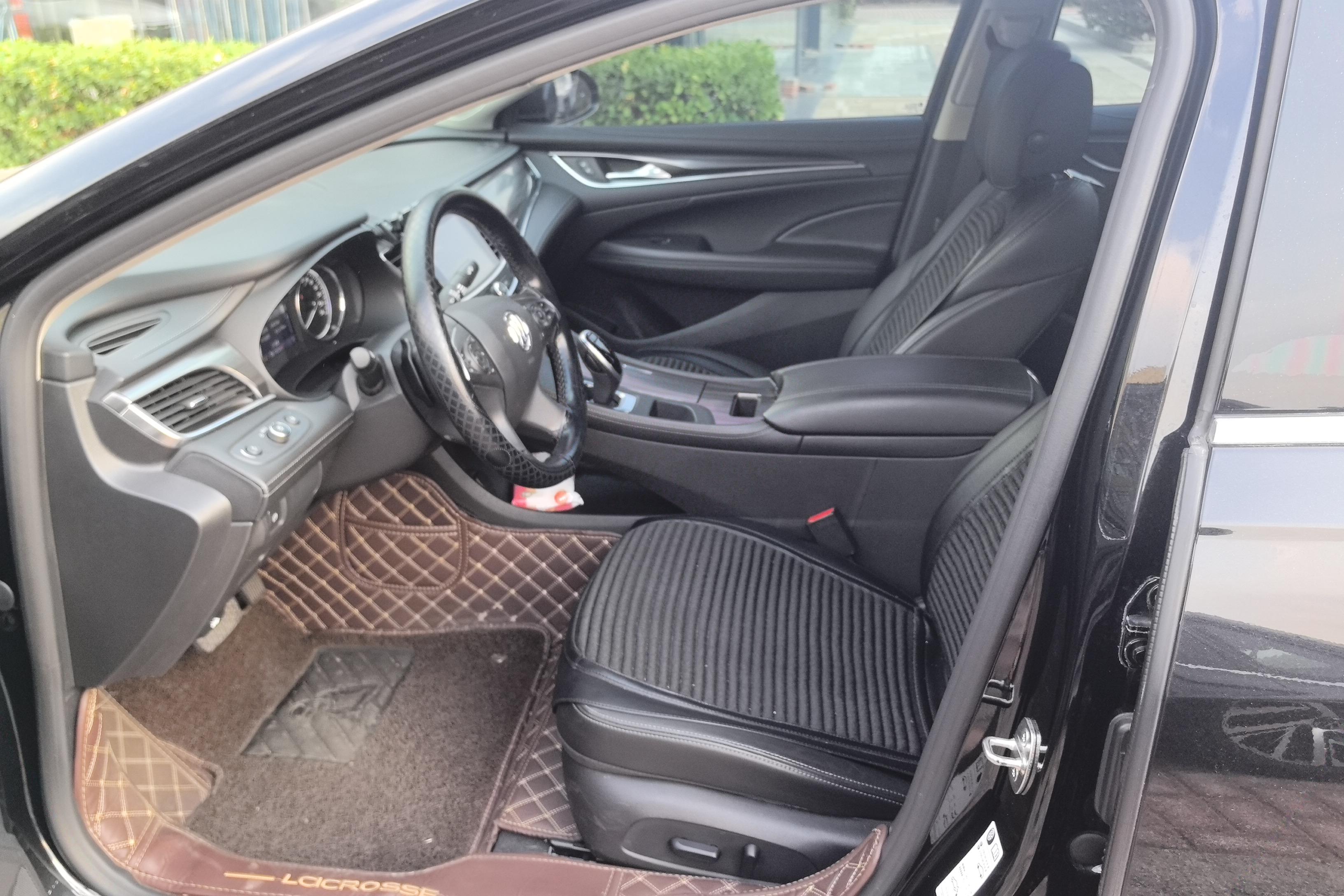 别克君越 2020款 2.0T 自动 652T豪华型 (国Ⅵ) 