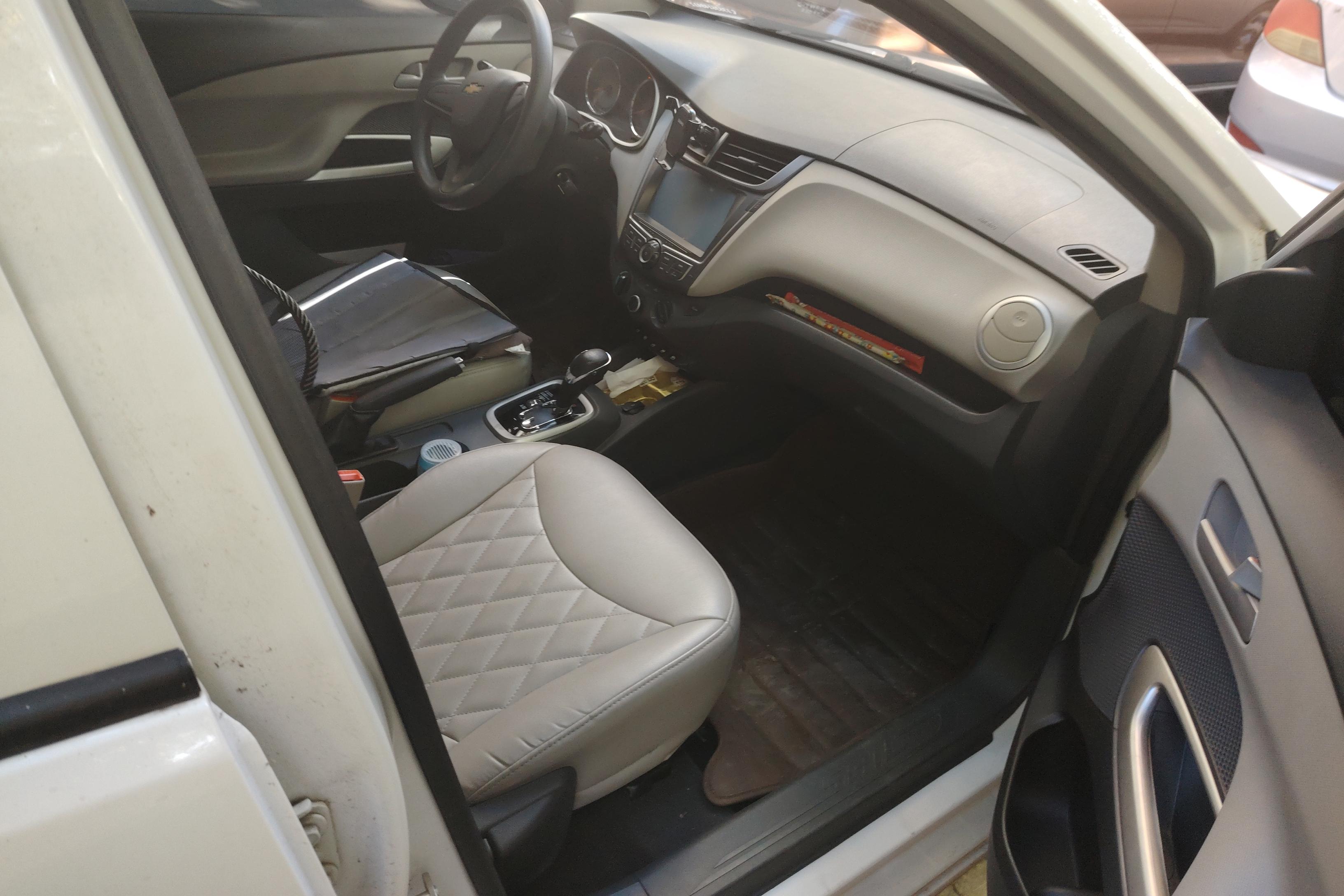 雪佛兰赛欧3 2015款 1.3L 自动 理想版 (国Ⅴ) 