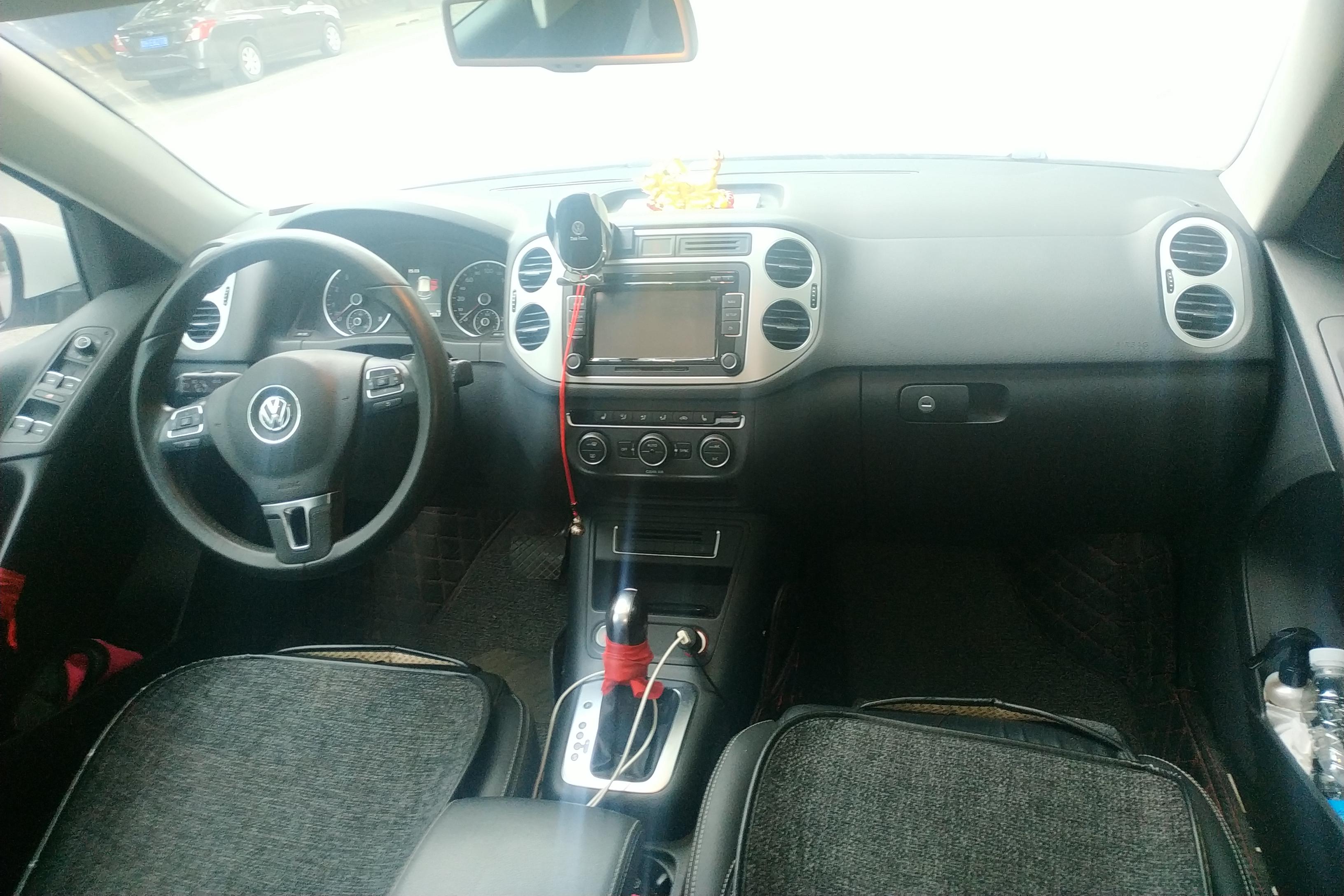 大众途观 2016款 1.8T 自动 前驱 300TSI豪华版 (国Ⅴ) 