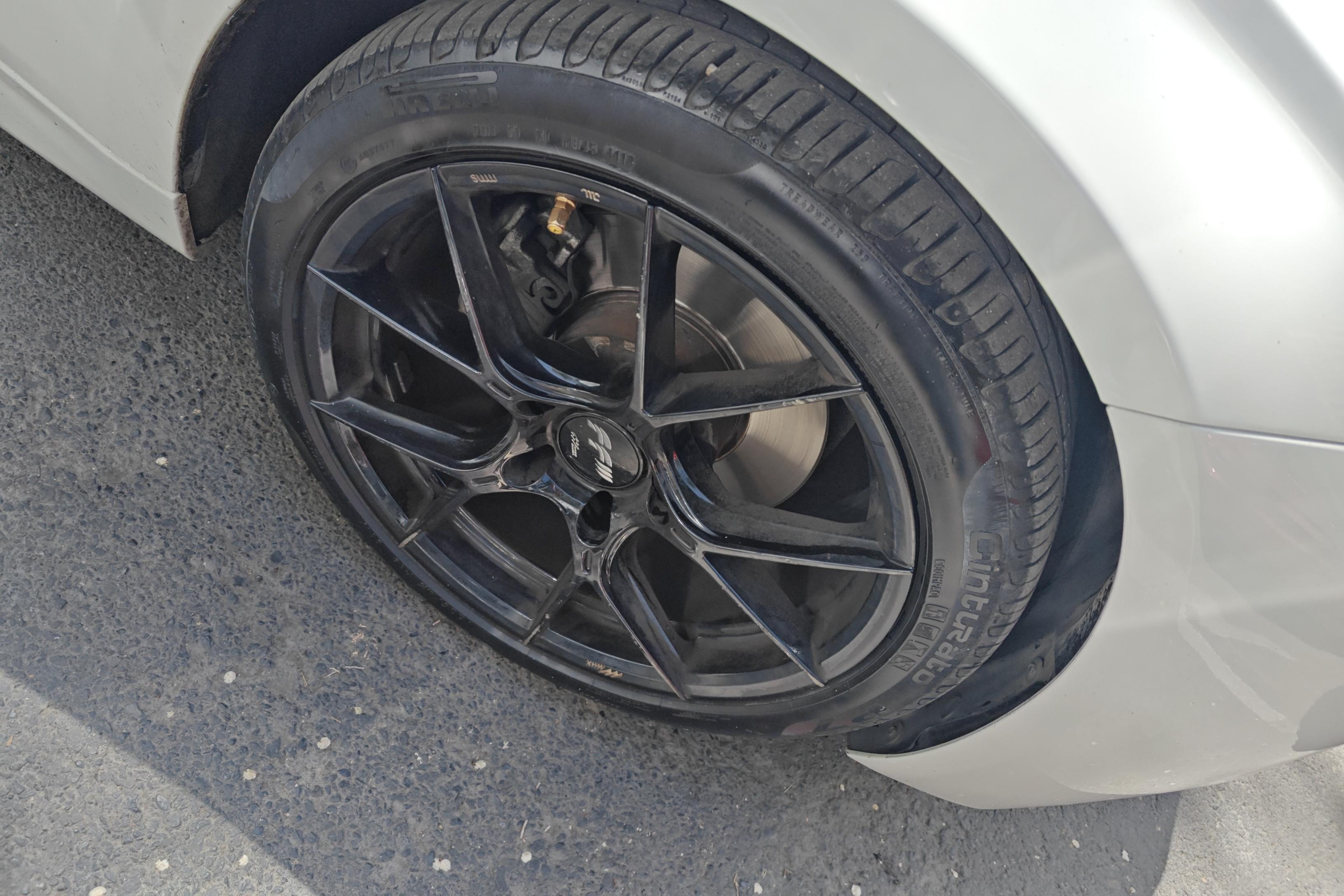 宝马3系 320i 2019款 2.0T 自动 汽油 M运动曜夜版 (国Ⅴ) 