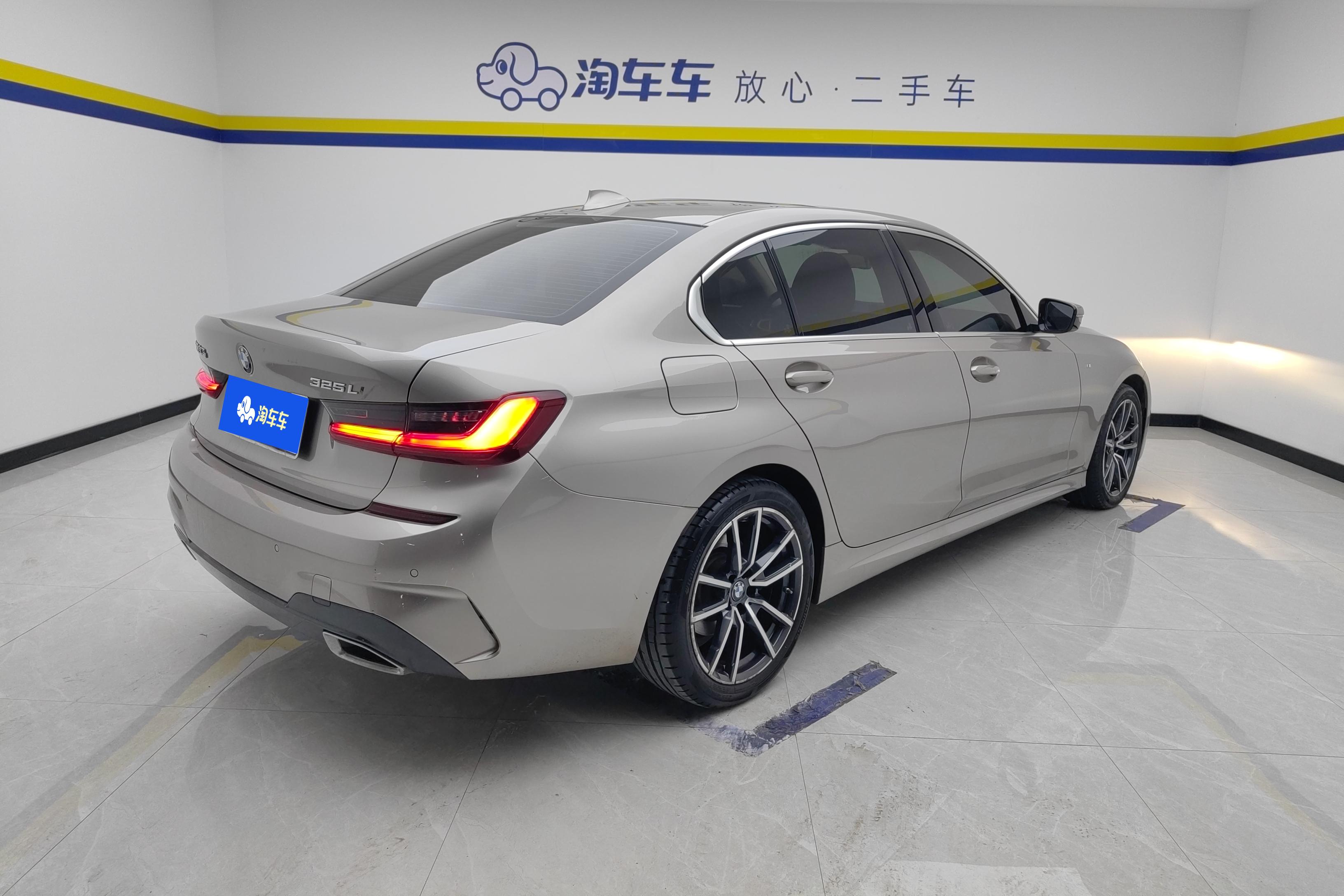 宝马3系 325Li 2022款 2.0T 自动 汽油 M运动套装 (国Ⅵ) 