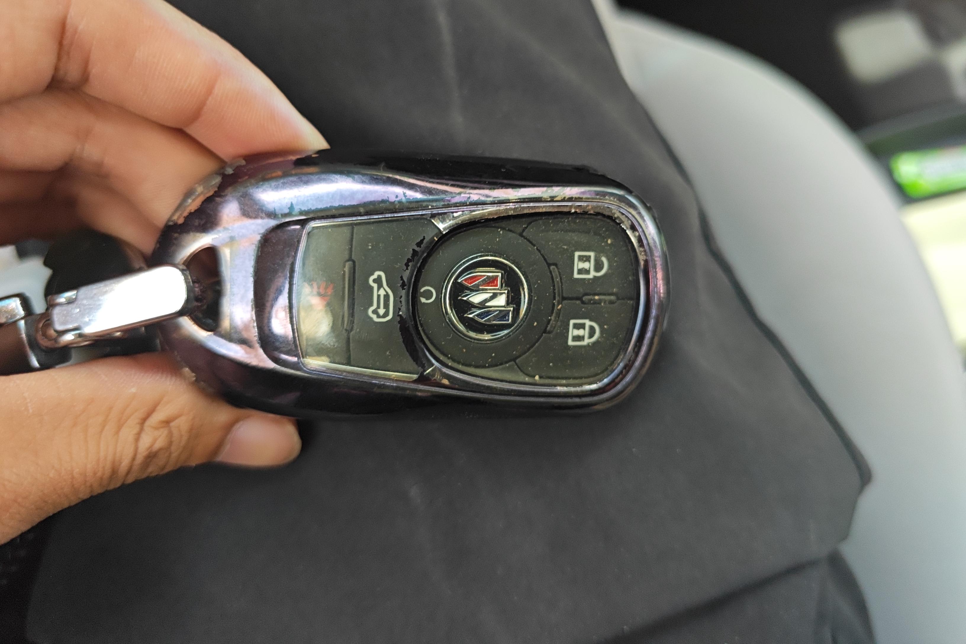 别克GL8 2022款 2.0T 自动 7座 653T舒适型 (国Ⅵ) 
