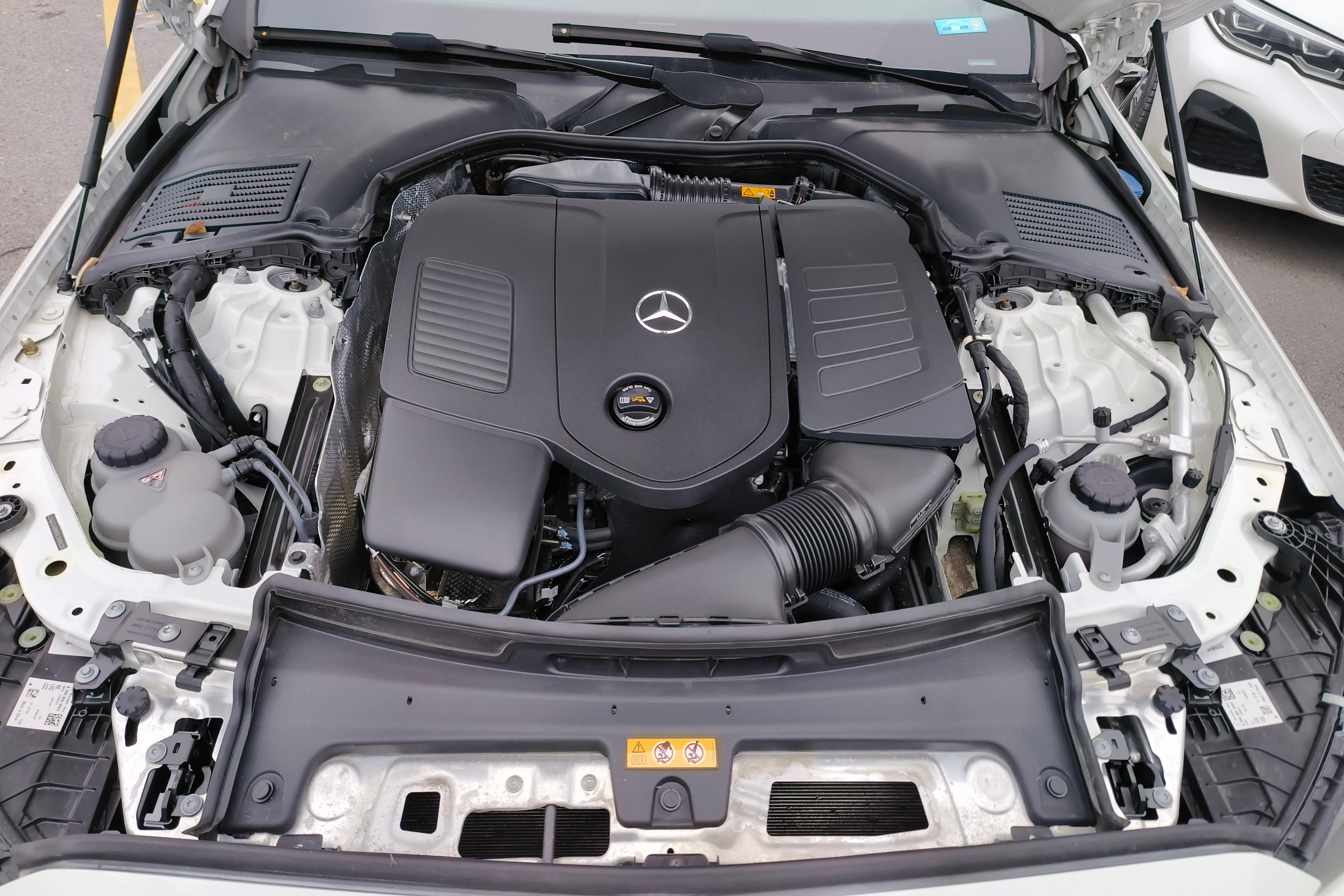 奔驰C级 C200L 2022款 1.5T 自动 运动版 (国Ⅵ) 