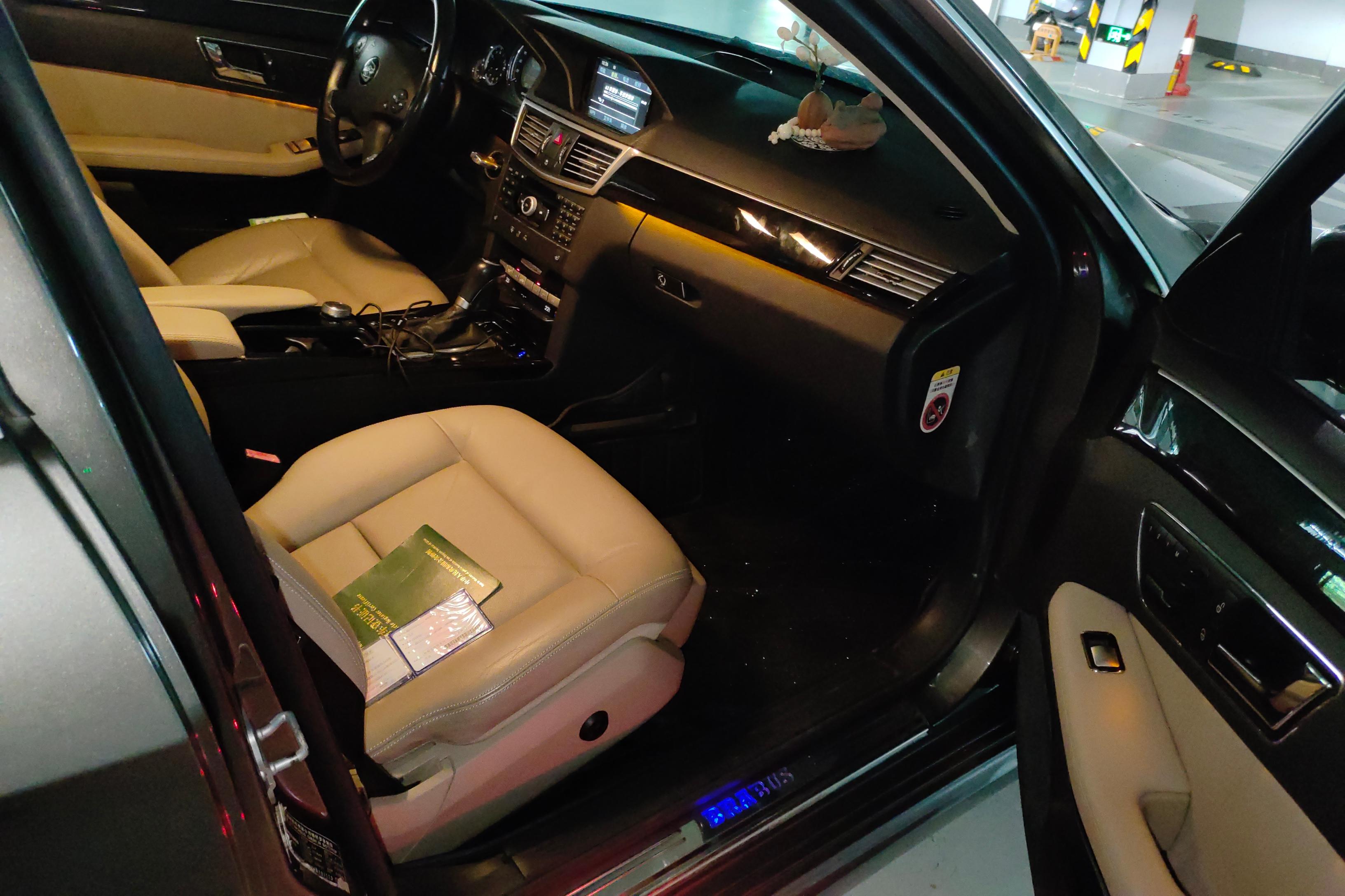 奔驰E级 E260 [进口] 2010款 1.8T 自动 汽油 时尚型 