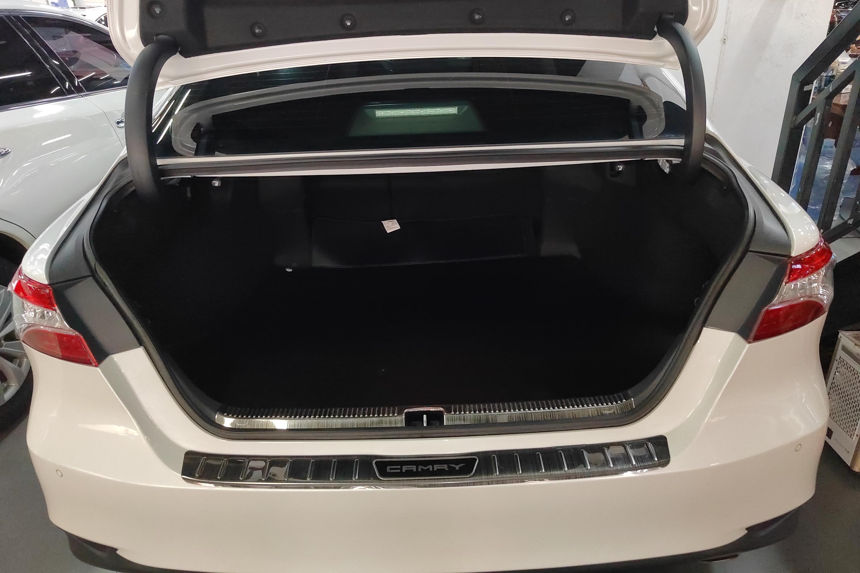 丰田凯美瑞 2021款 2.5L 自动 豪华版 (国Ⅵ) 