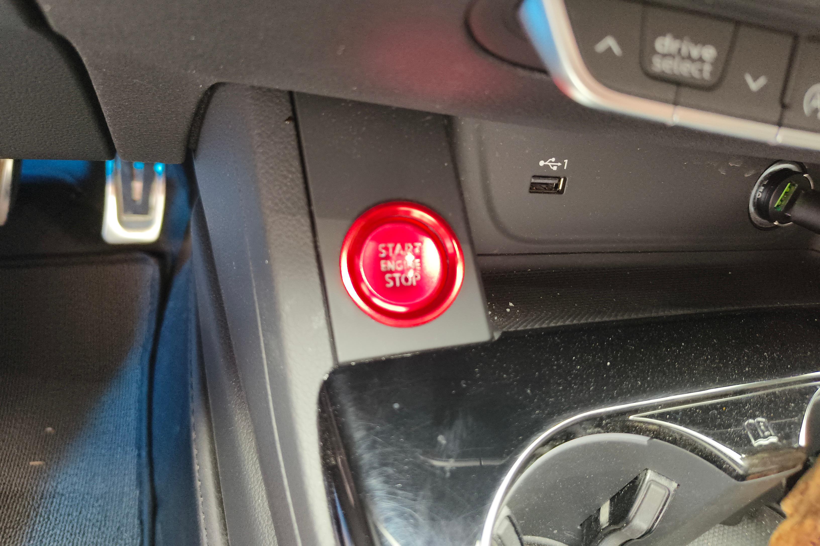 奥迪A5掀背 40TFSI [进口] 2023款 2.0T 自动 汽油 时尚动感型 