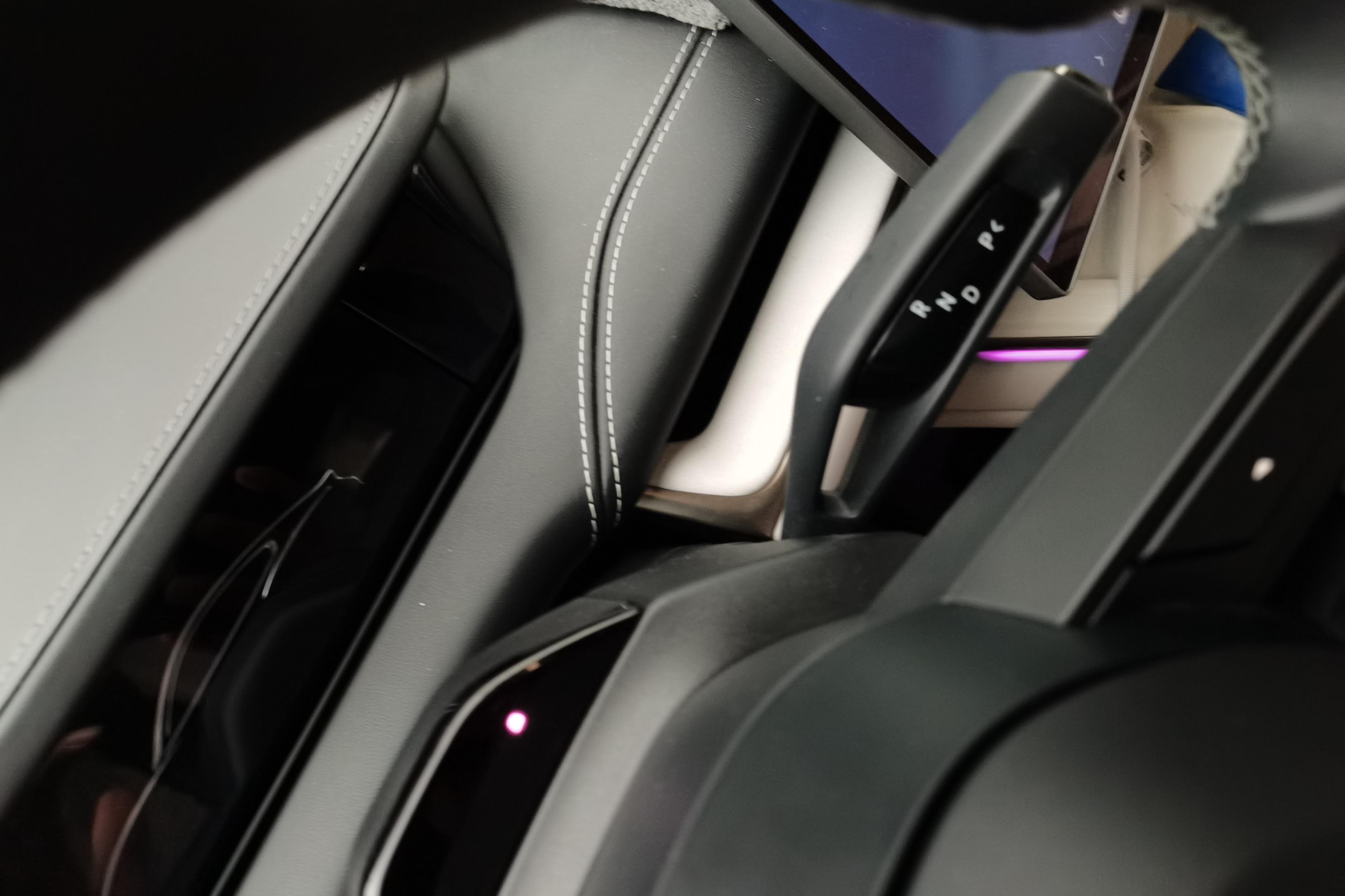 小米汽车SU7 2024款 0.0T 自动 800km超长续航高阶智驾Max版 