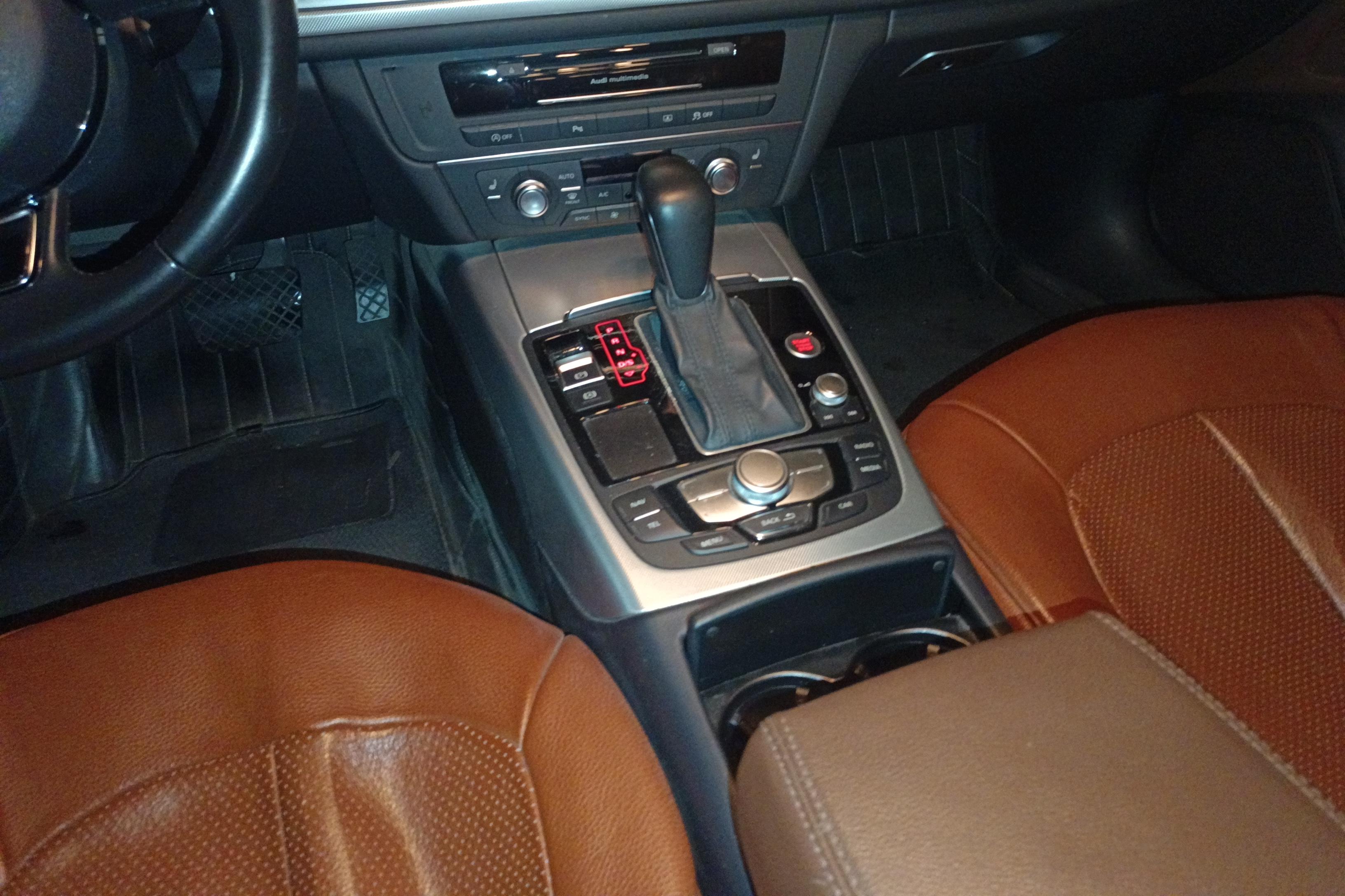 奥迪A6L 45TFSI 2016款 3.0T 自动 运动型 (国Ⅴ) 