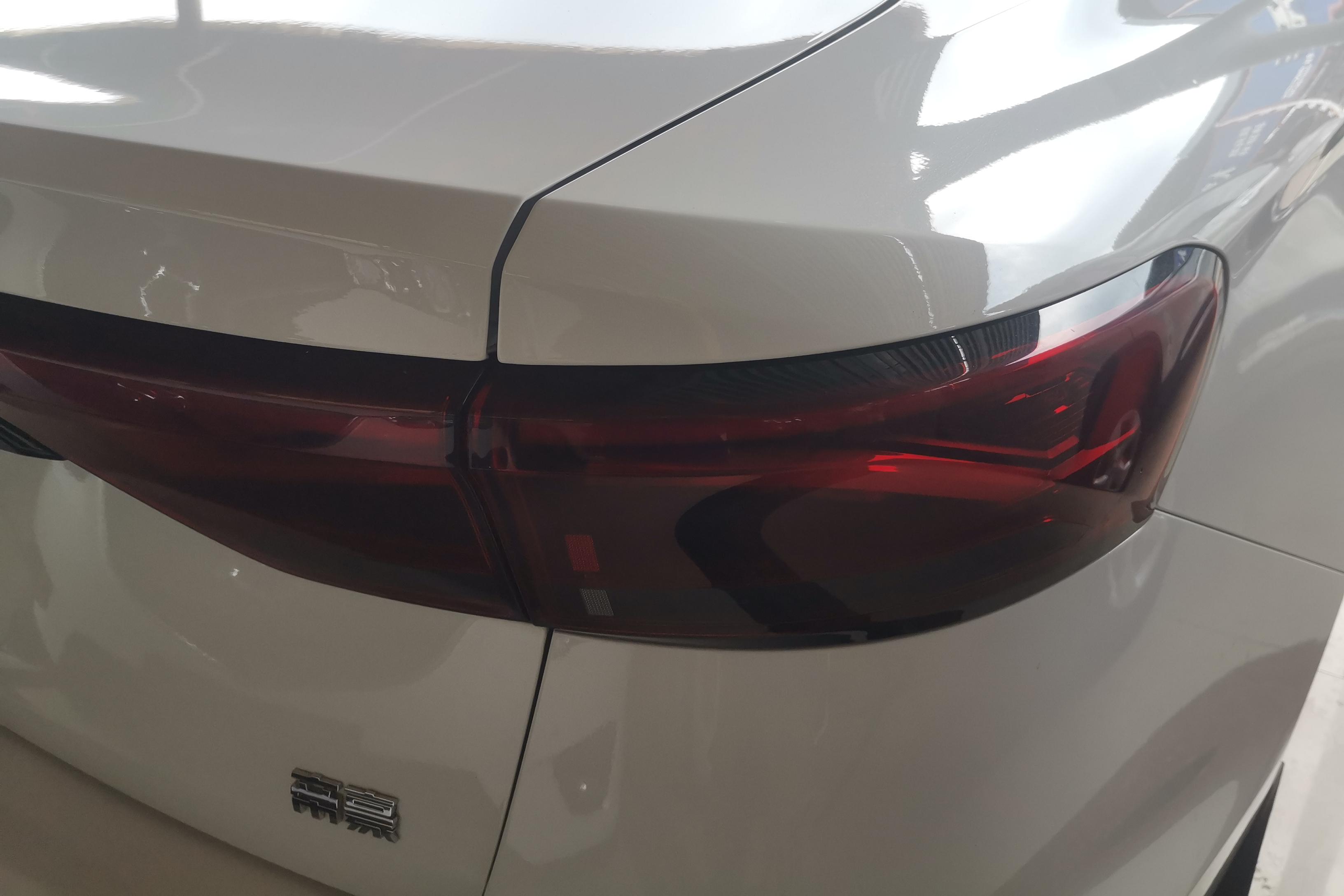 吉利帝豪 2022款 1.5L 自动 尊贵型第4代 (国Ⅵ) 