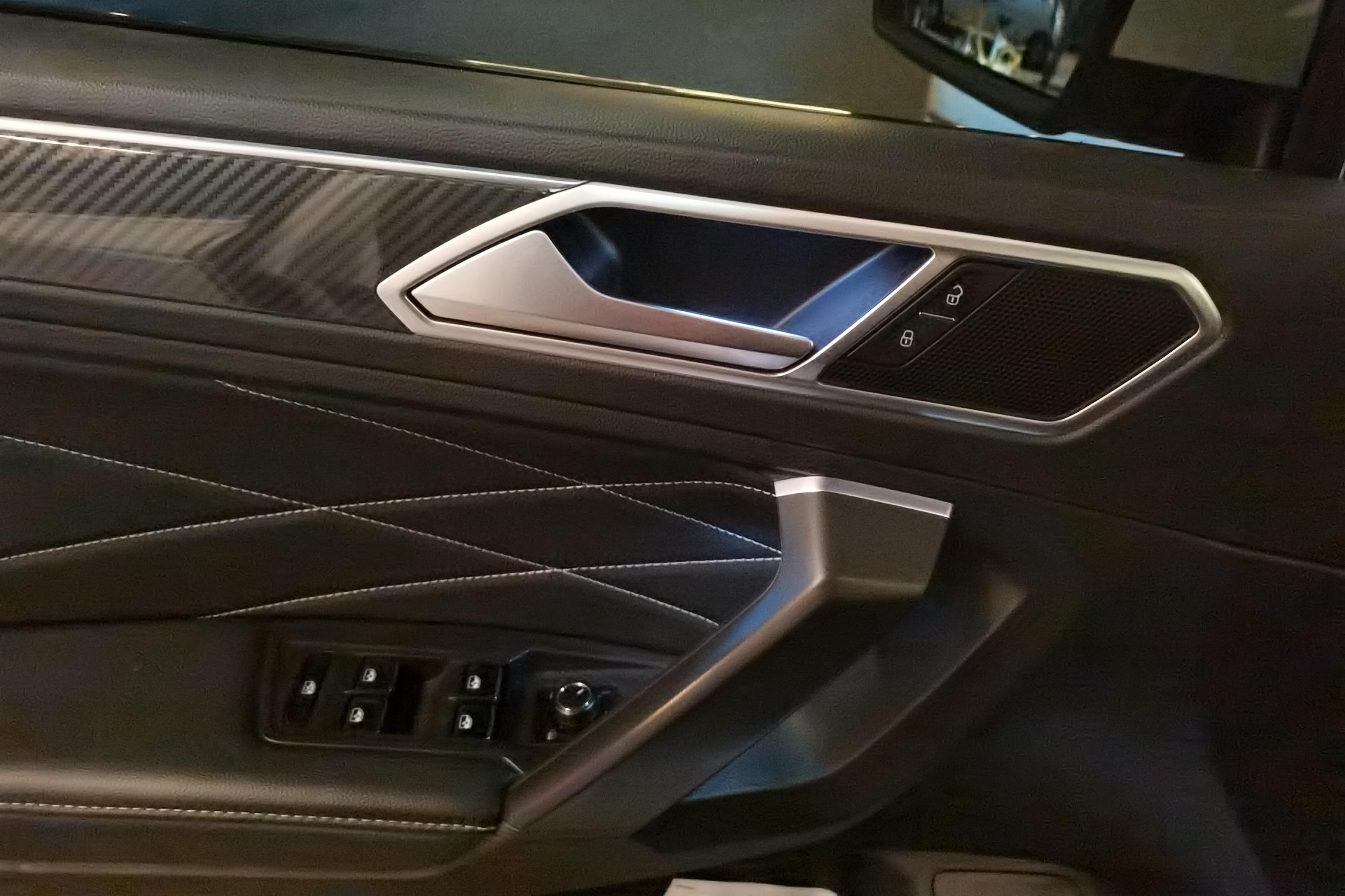 大众途观L R-Line 2022款 2.0T 自动 越享版 (国Ⅵ) 