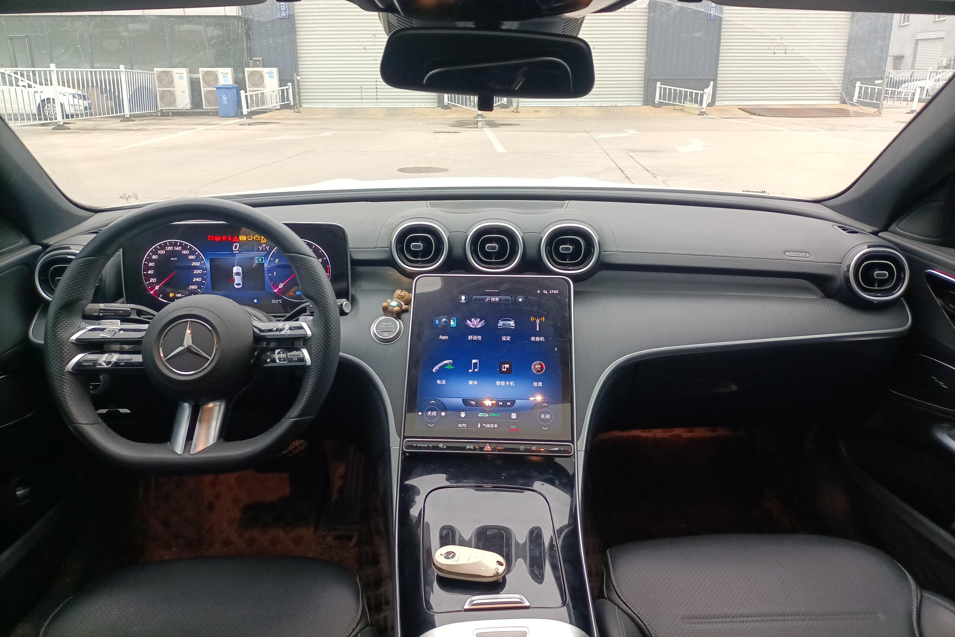 奔驰C级 C200L 2022款 1.5T 自动 改款运动版 (国Ⅵ) 
