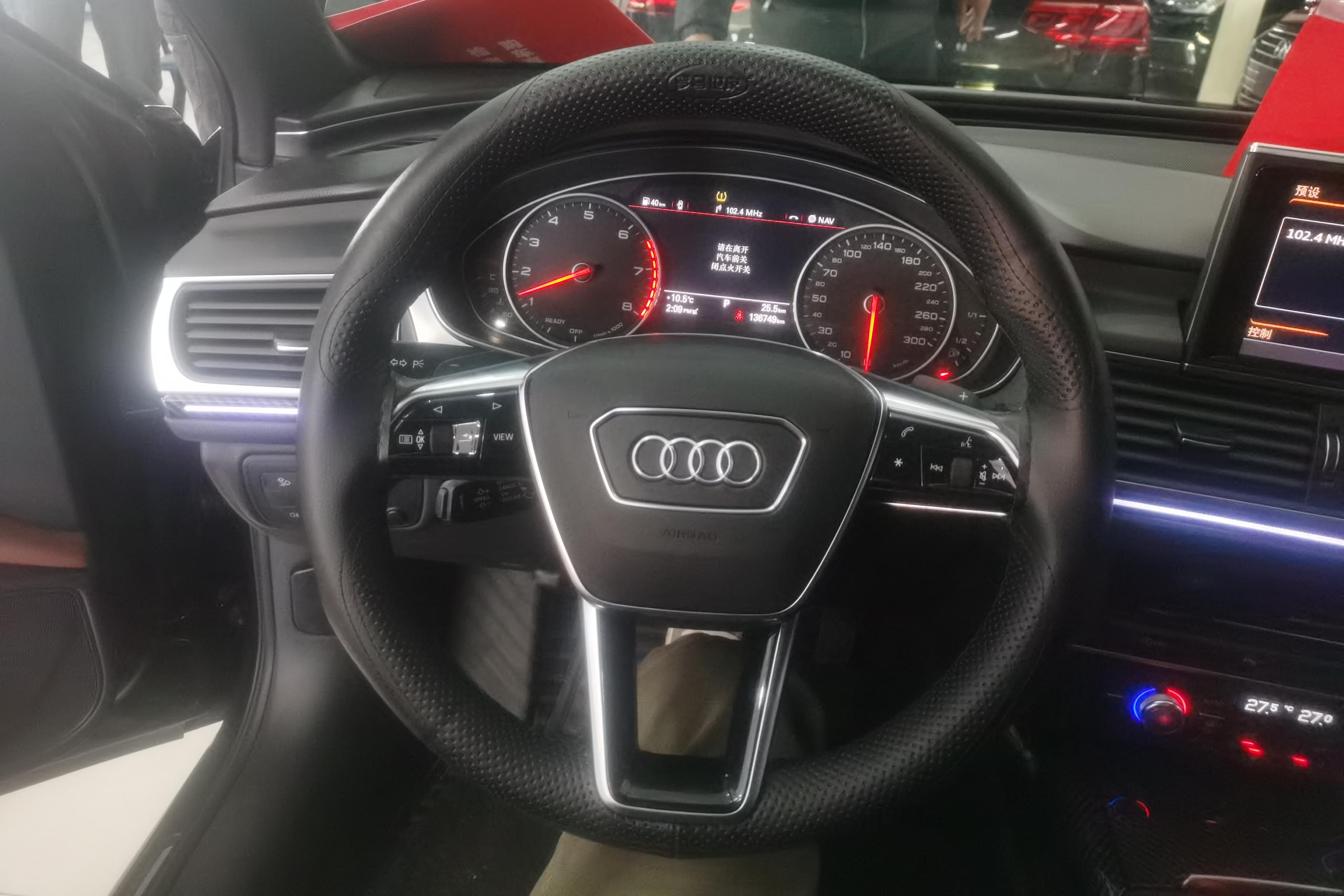 奥迪A6L 45TFSI 2018款 3.0T 自动 运动型30周年纪念版 (国Ⅴ) 