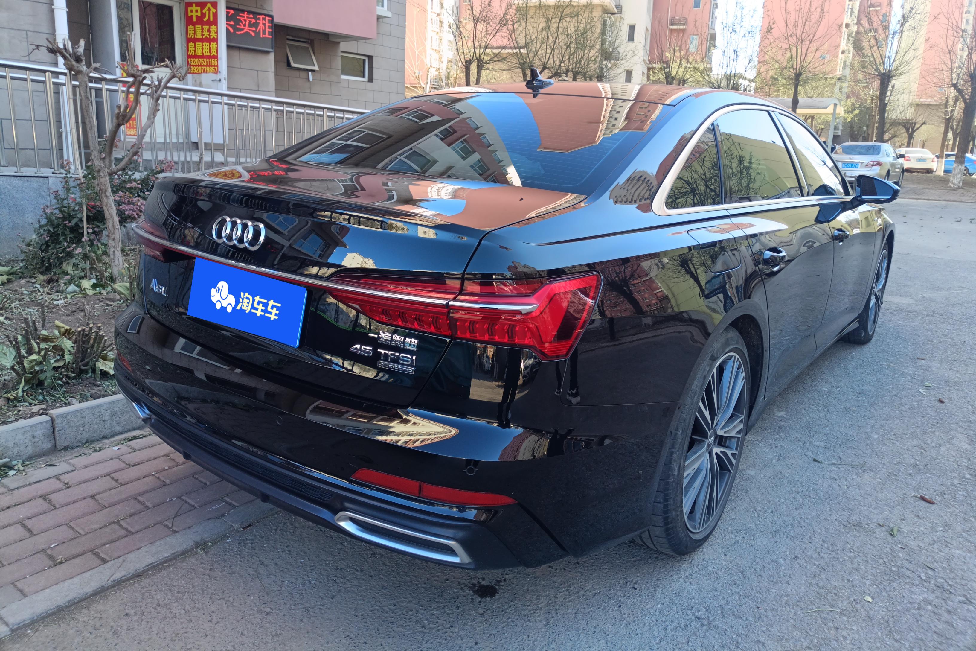 奥迪A6L 45TFSI 2021款 2.0T 自动 臻选动感型 (国Ⅵ) 