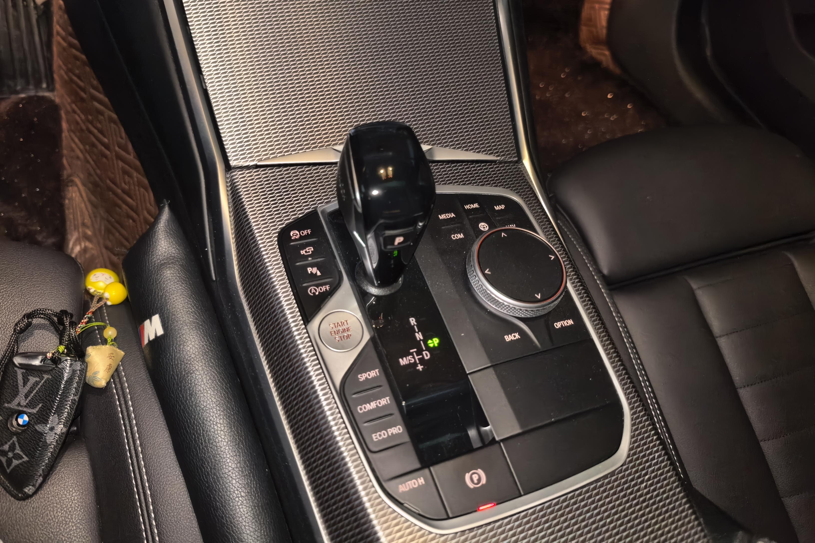 宝马3系 325Li 2020款 2.0T 自动 汽油 改款M运动曜夜版 (国Ⅵ) 