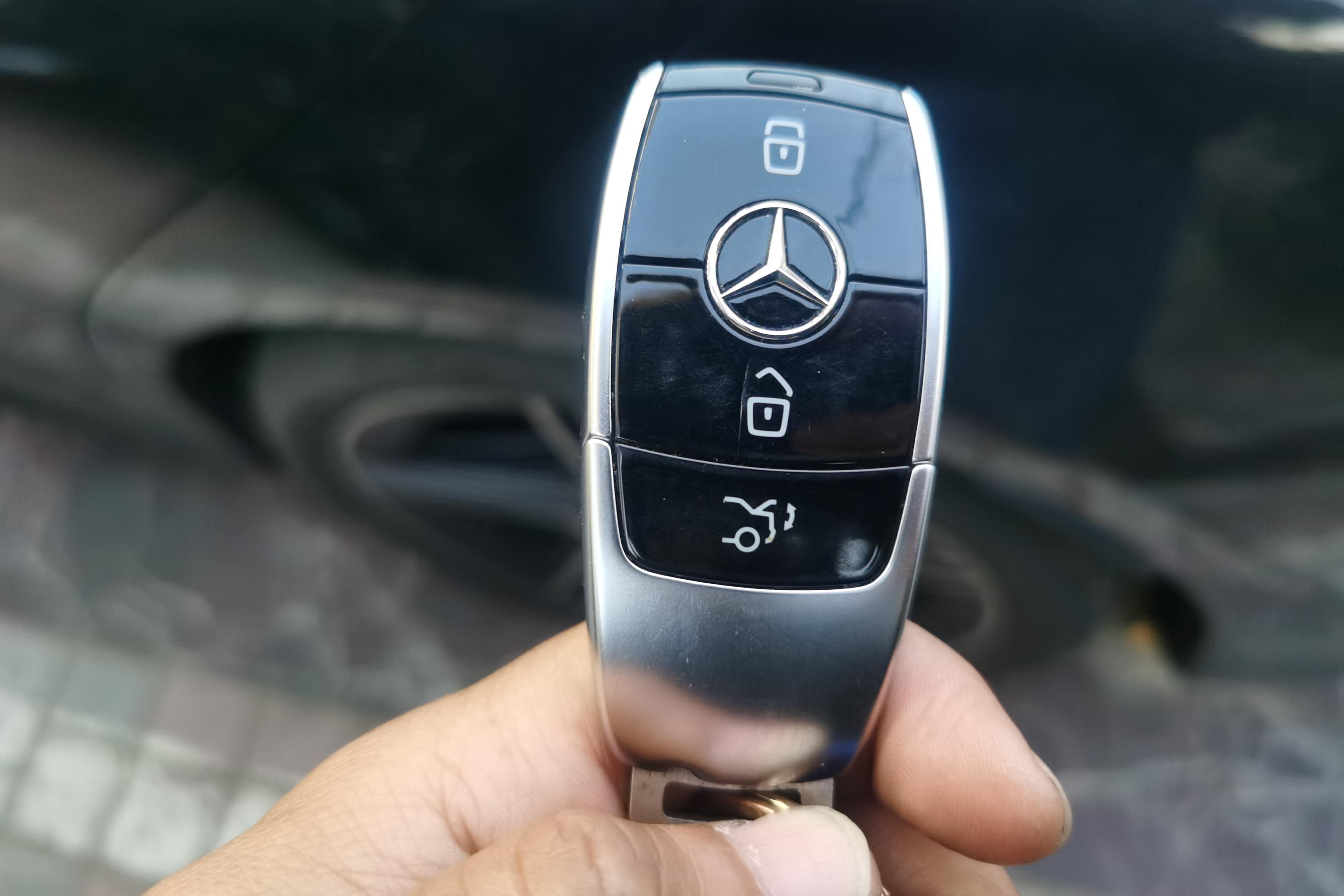 奔驰CLS级 CLS300 [进口] 2022款 2.0T 自动 豪华型 