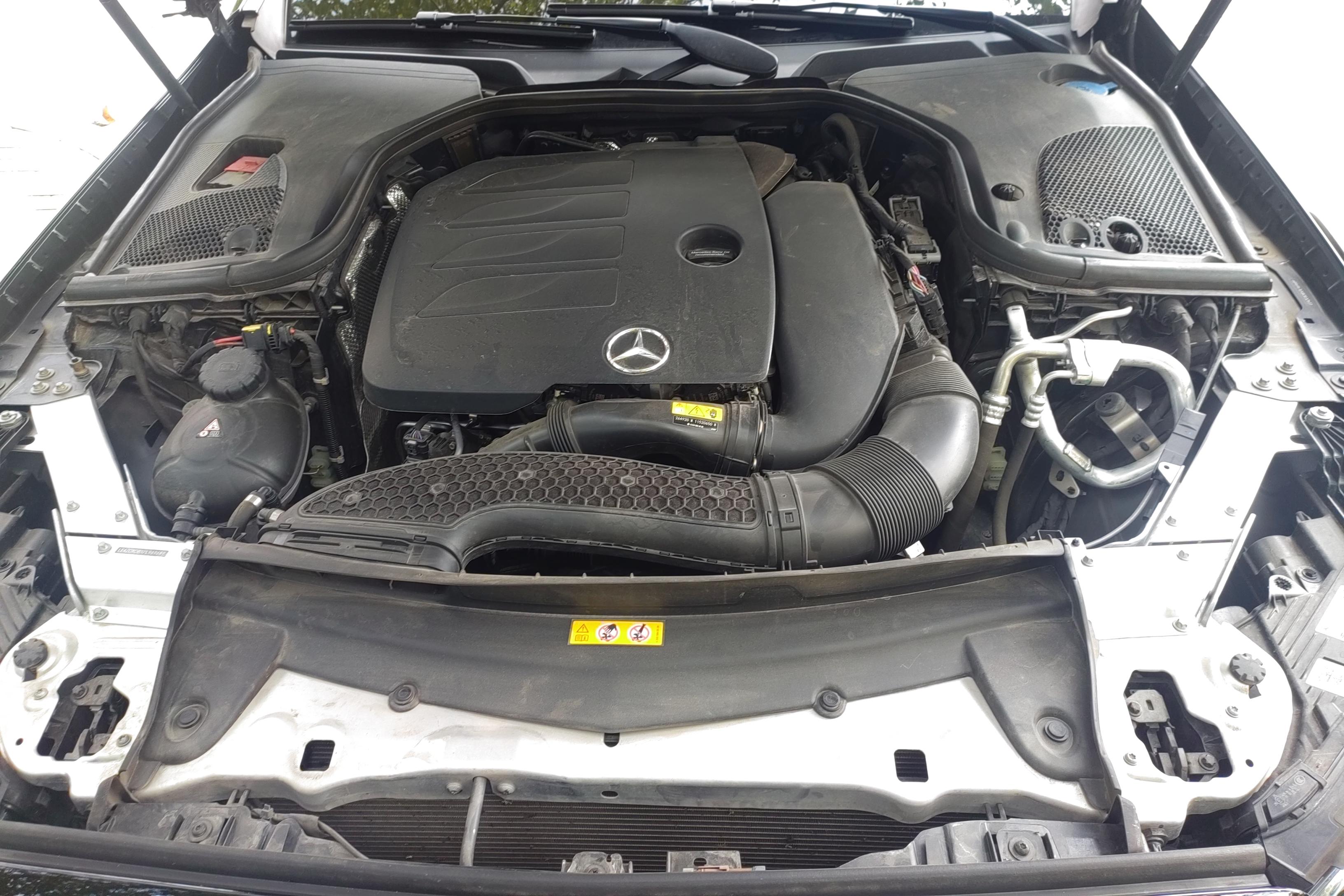 奔驰E级 300L 2023款 2.0T 自动 汽油 豪华型 (国Ⅵ) 