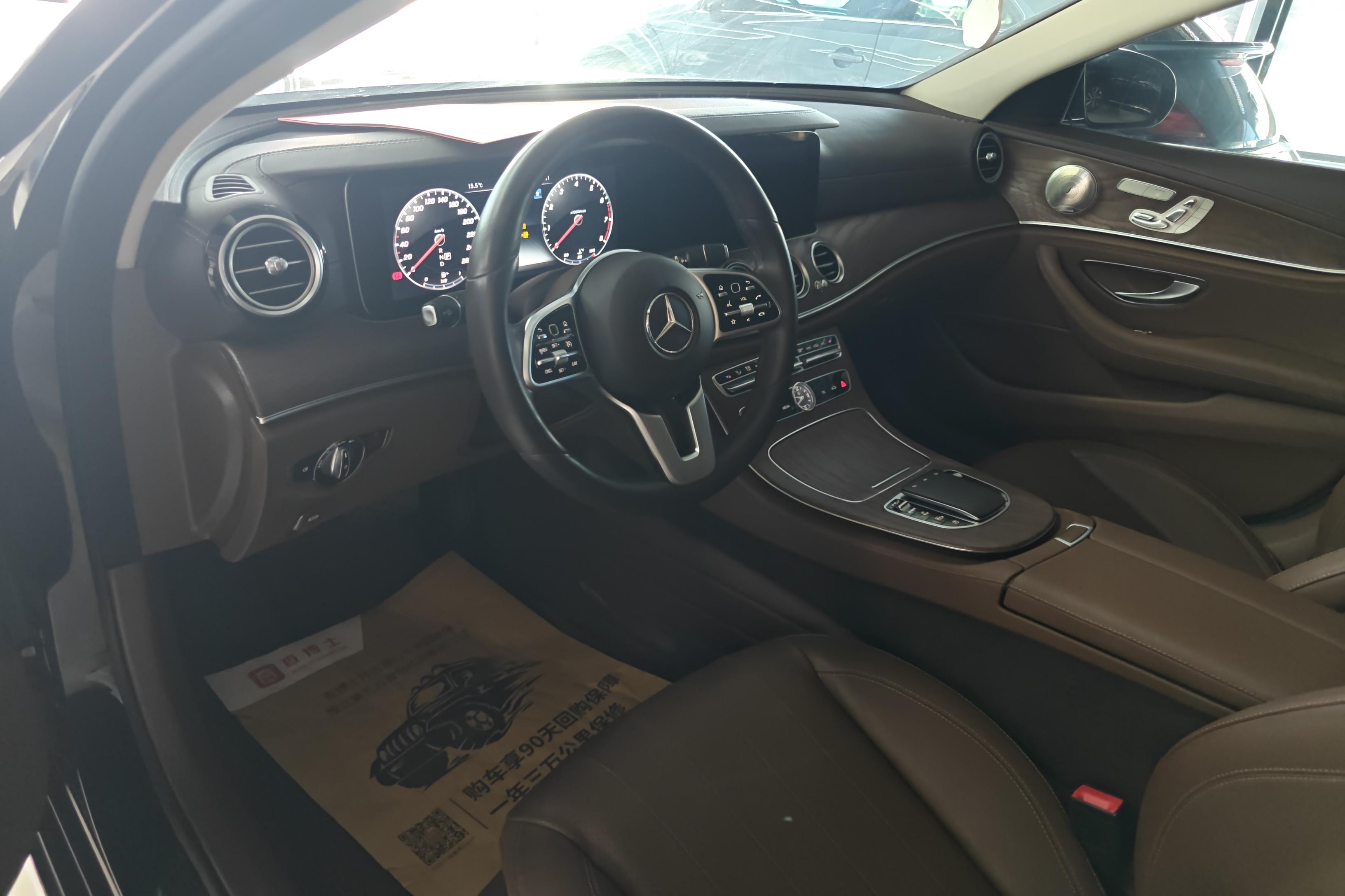 奔驰E级 E300L 2019款 2.0T 自动 汽油 运动时尚型 (国Ⅴ) 