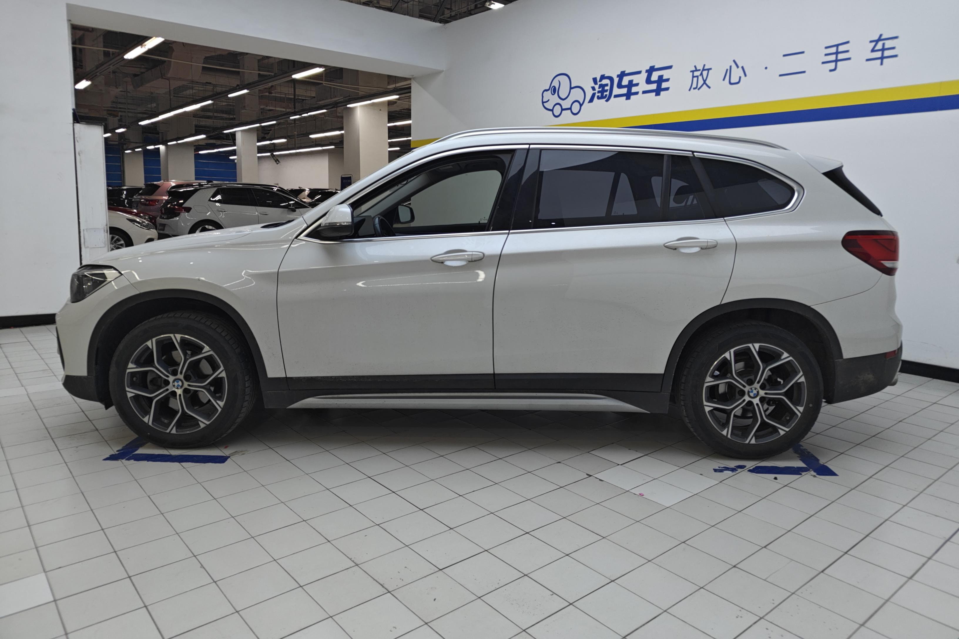 宝马X1 sDrive20Li 2020款 1.5T 自动 前驱 汽油 尊享型 (国Ⅵ) 
